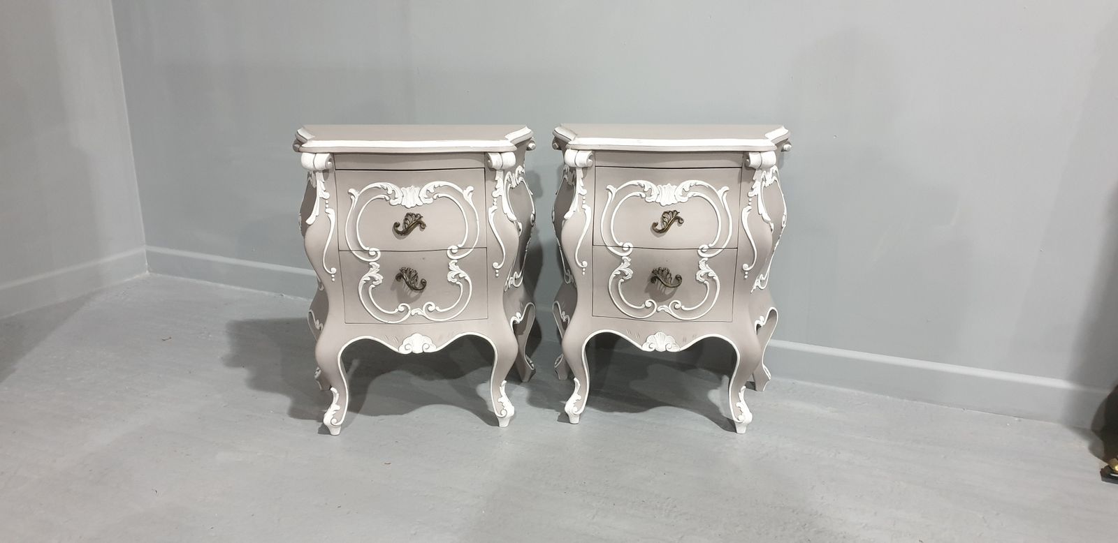 Super Pair Rococo Bedside Chests Of Drawers photo Furniture