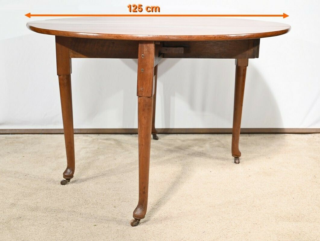 photo vintage Oval Table 6 Place Settings In Mahogany, England – 1st Part 19th