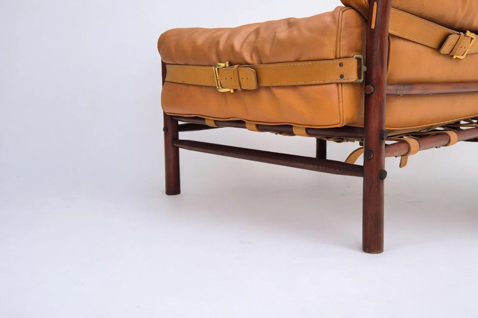 1960s, Scandinavian Design By Arne Norell, Sofa, Leather, Beech Wood, Model "Kontiki", Original Condition. photo buy