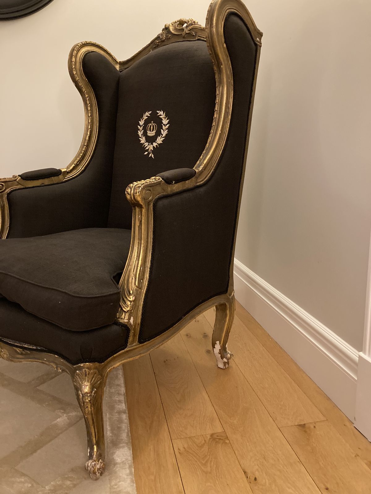 Italian Vintage Look Decorative Chair photo Furniture
