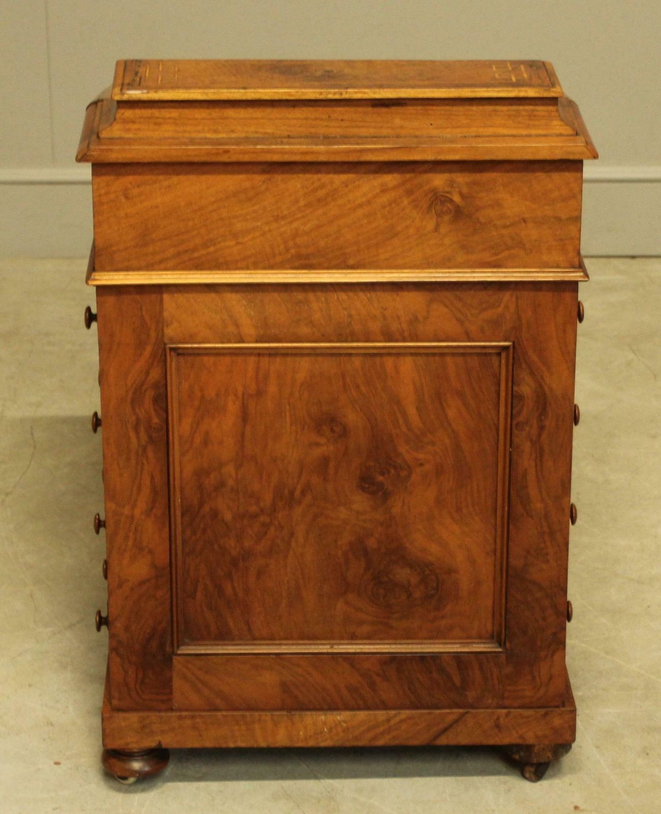 photo furniture Victorian Inlaid Walnut Davenport