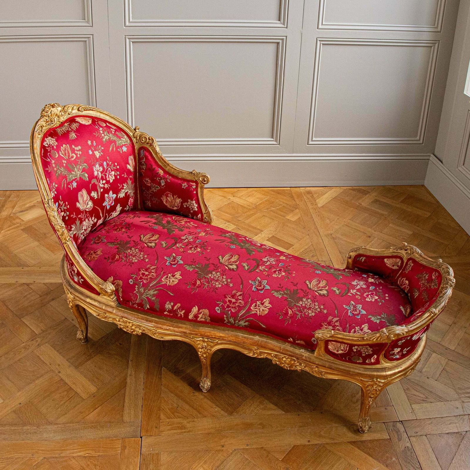 Italian Giltwood Lxv Style Chaise Longue, Circa Late 1800's photo vintage