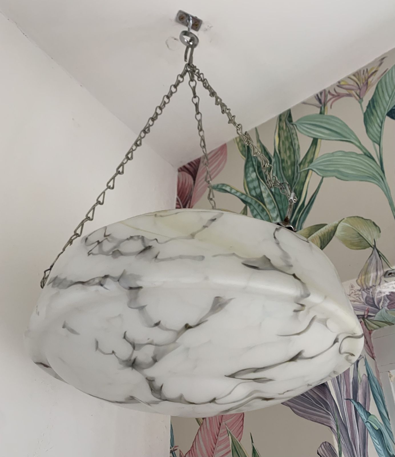 Gorgeous White And Gray, Marble Effect Coloured Glass, Art Deco Style Light Bowl/Shade. photo furniture