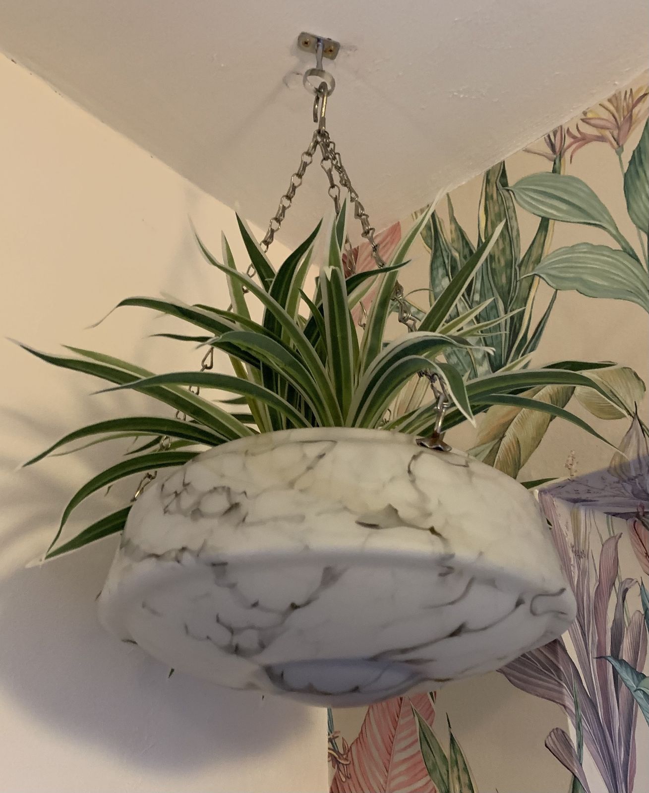 Gorgeous White And Gray, Marble Effect Coloured Glass, Art Deco Style Light Bowl/Shade. photo 165.0