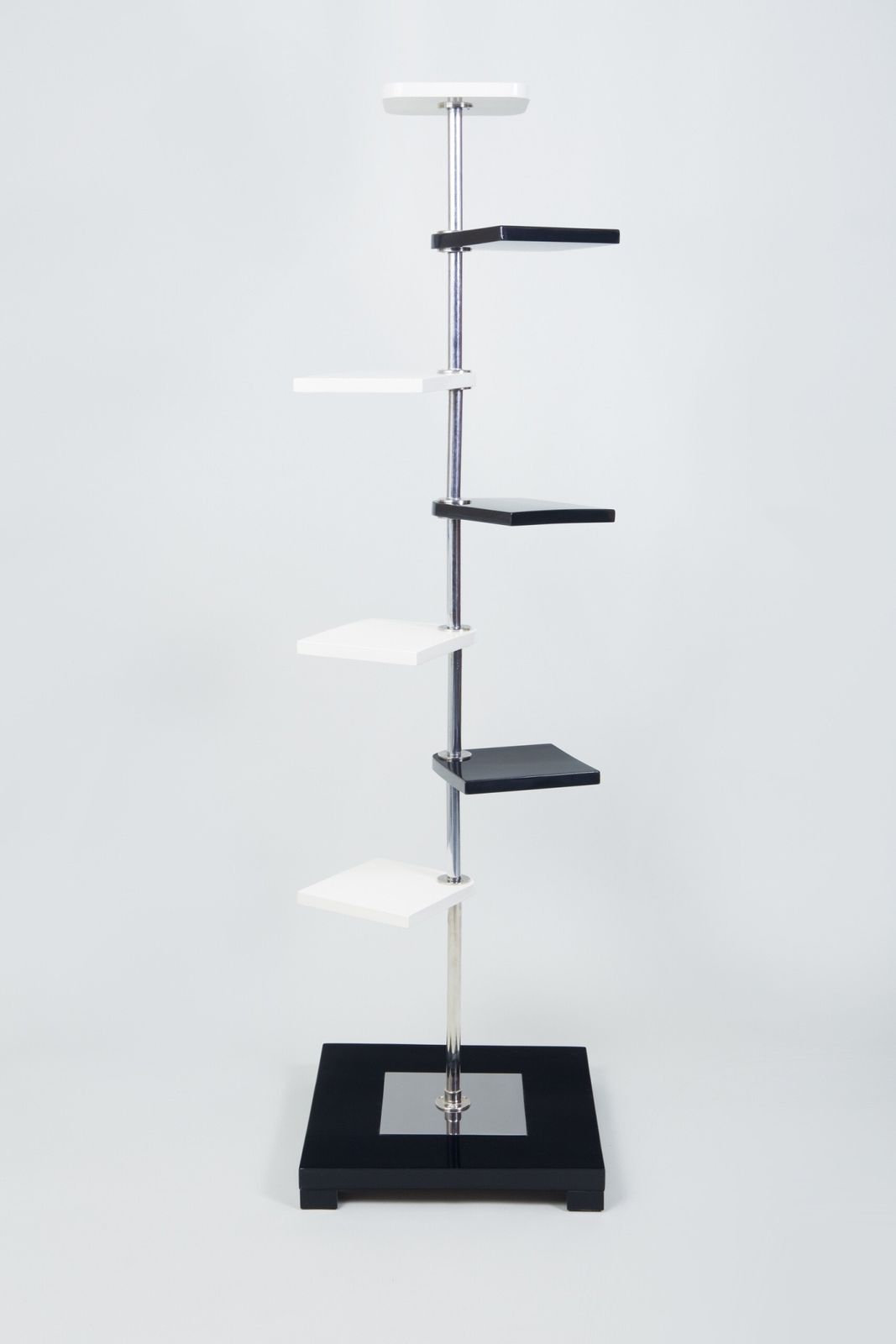 Restored Bauhaus Flower Pedestal, By Robert Slezák, Chrome, Steel, Czech, 1930s