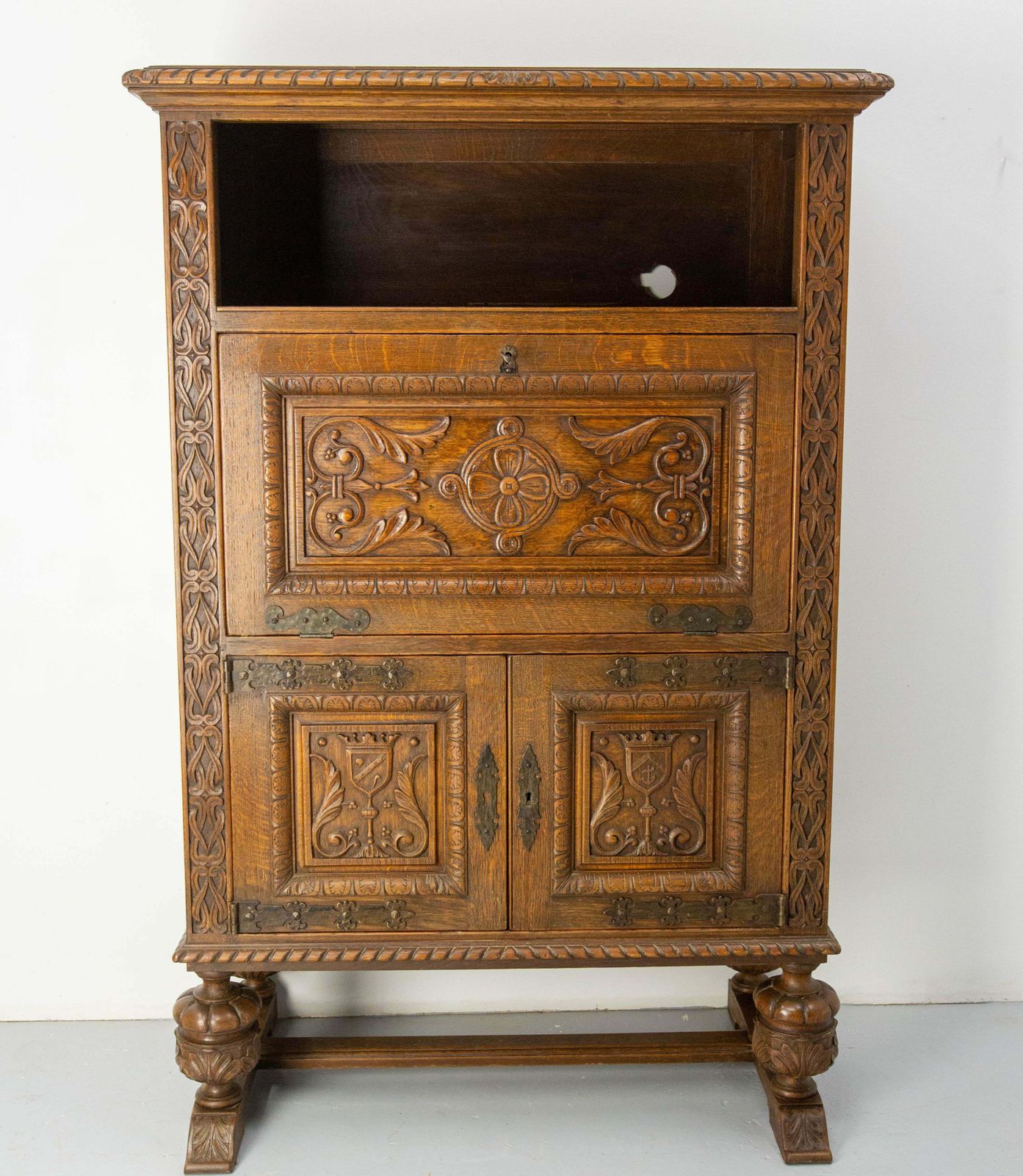 20th Mid Century Spanish Buffet Secretaire, Escritoire Cabinet Oak photo furniture