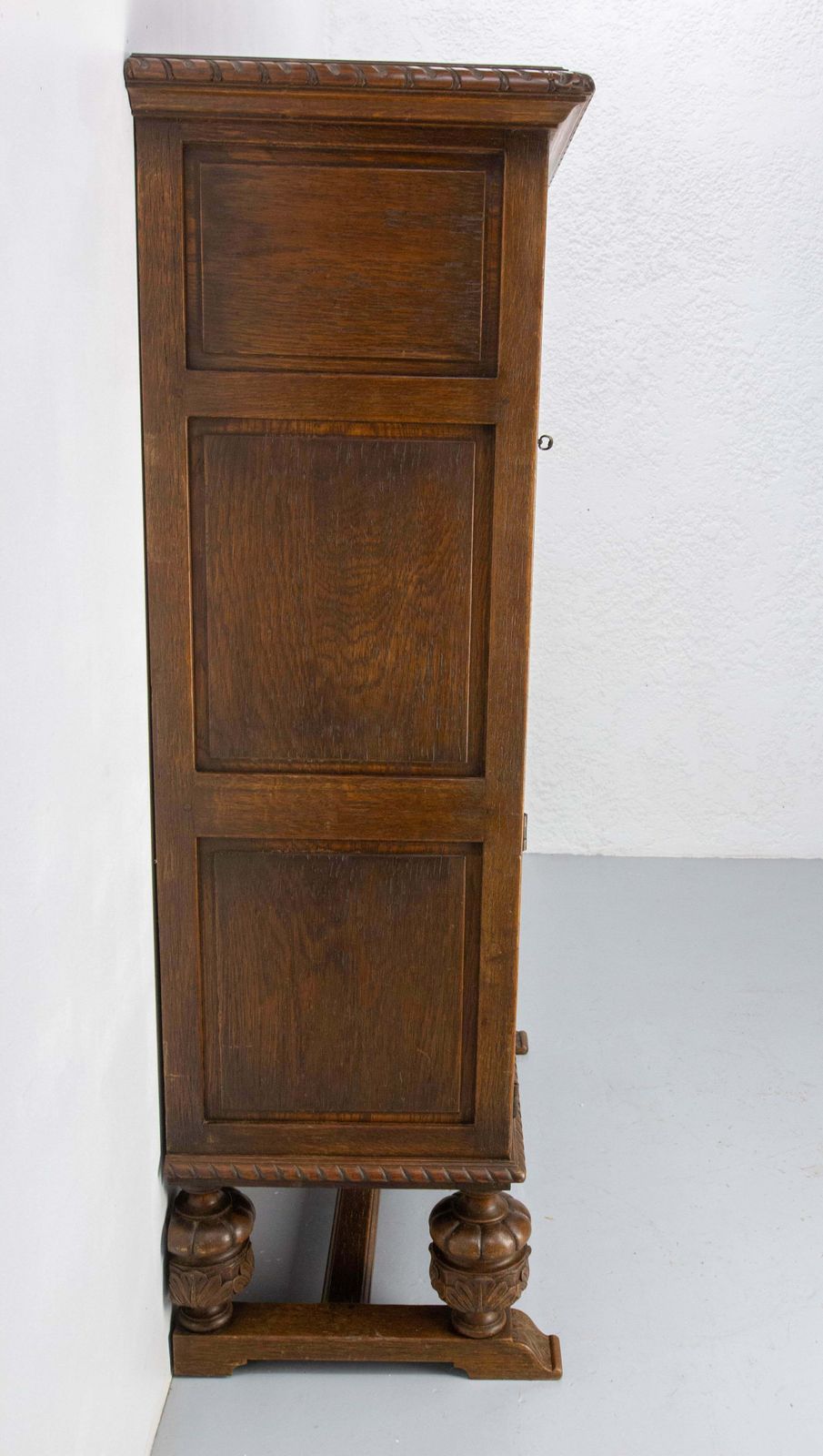 20th Mid Century Spanish Buffet Secretaire, Escritoire Cabinet Oak photo buy