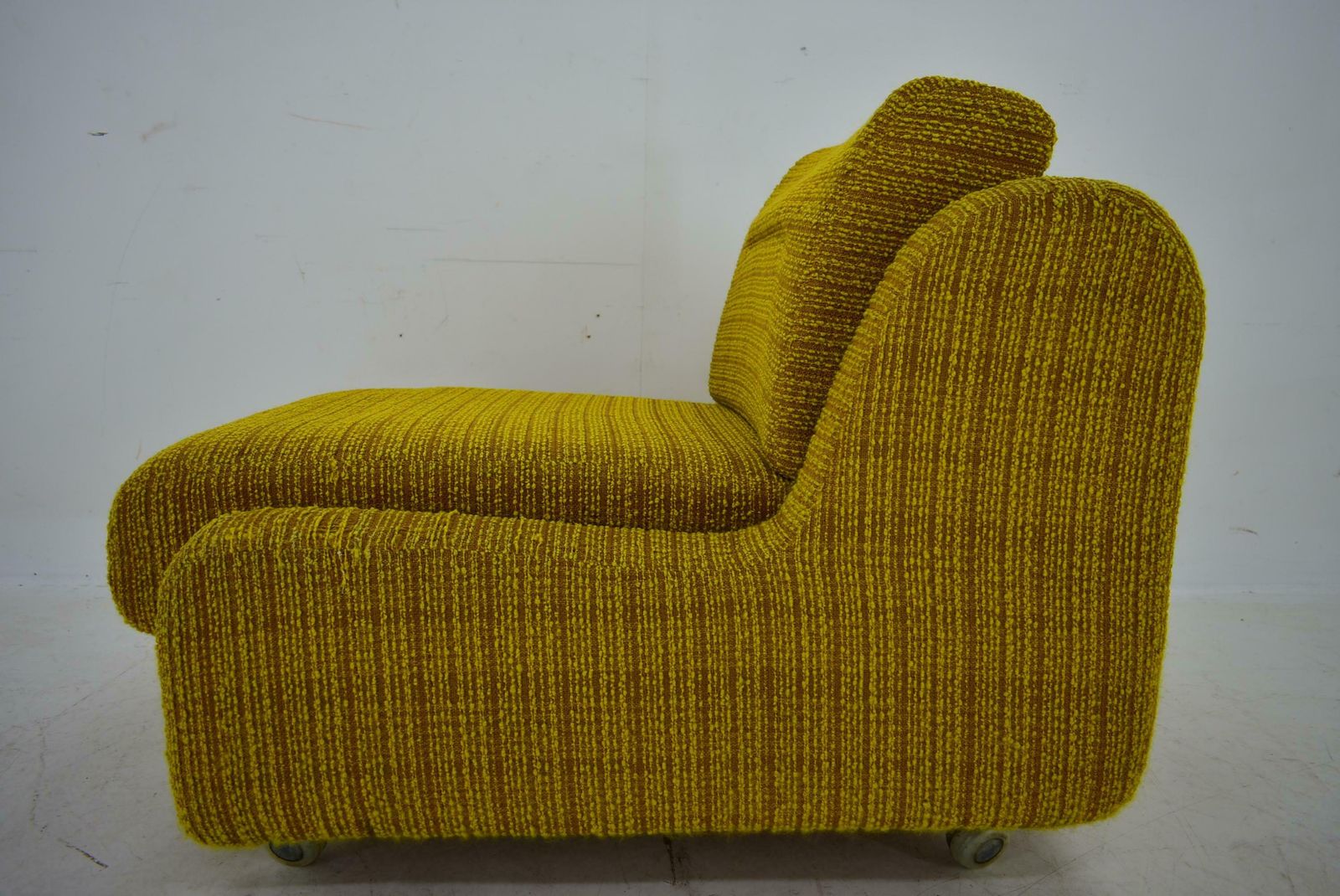 Fauteuil Apolo 92 van architect Milan Čeček voor Interiér Praha, Tsjecho-Slowakije, jaren 1970 photo buy