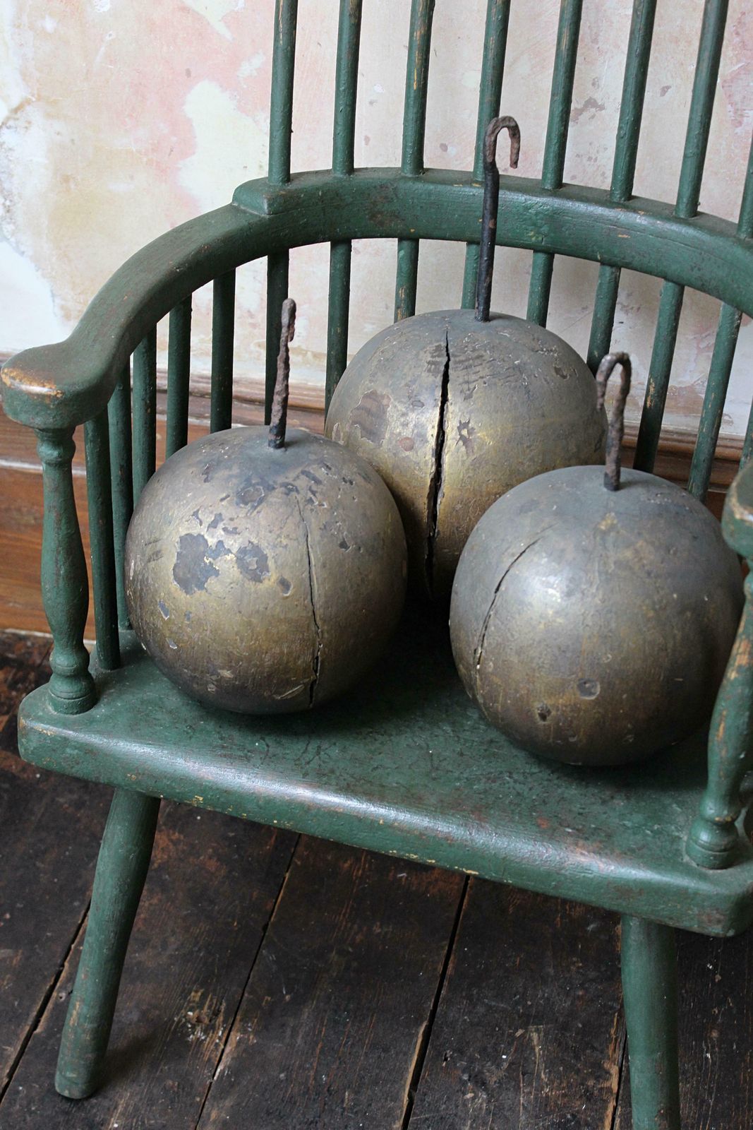 photo buy Impressive Huge 19th Century Pawnbroker Folk Art Sign With Three Spheres Symbol