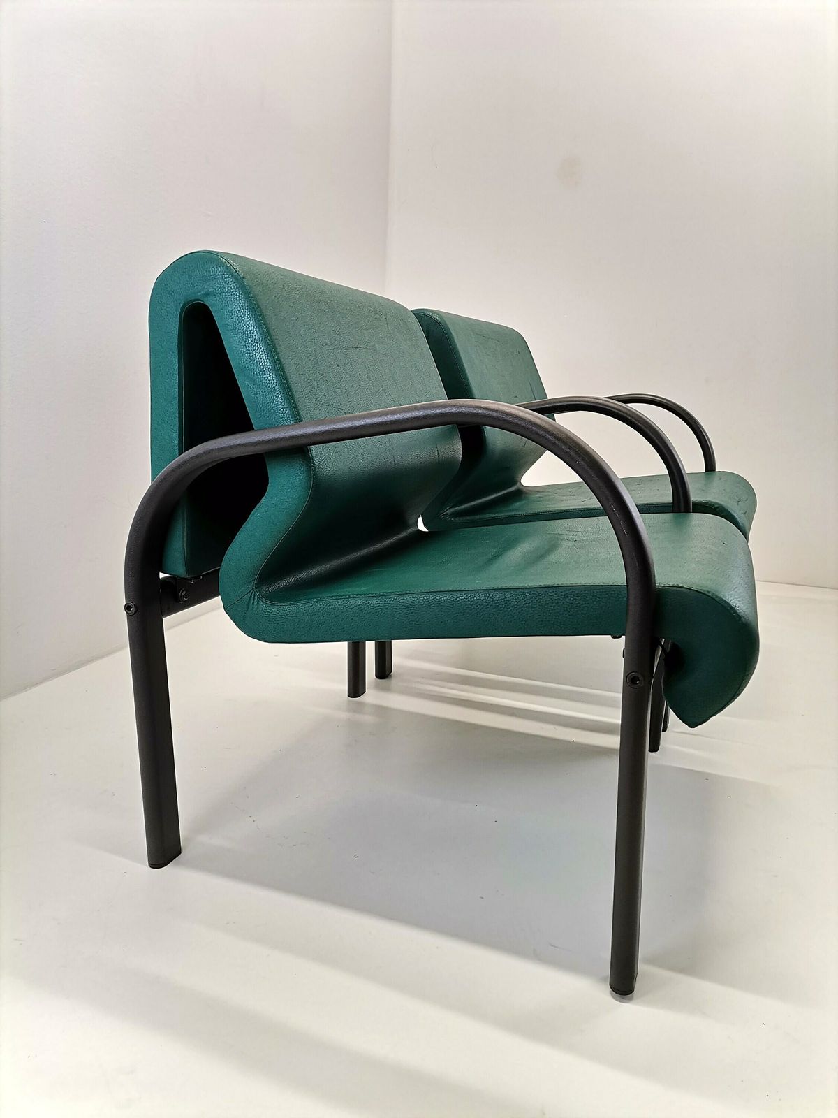 Vintage Z Shape Lounge Chairs / Modern Office Lounge Chair / 80s 90s Italian Design