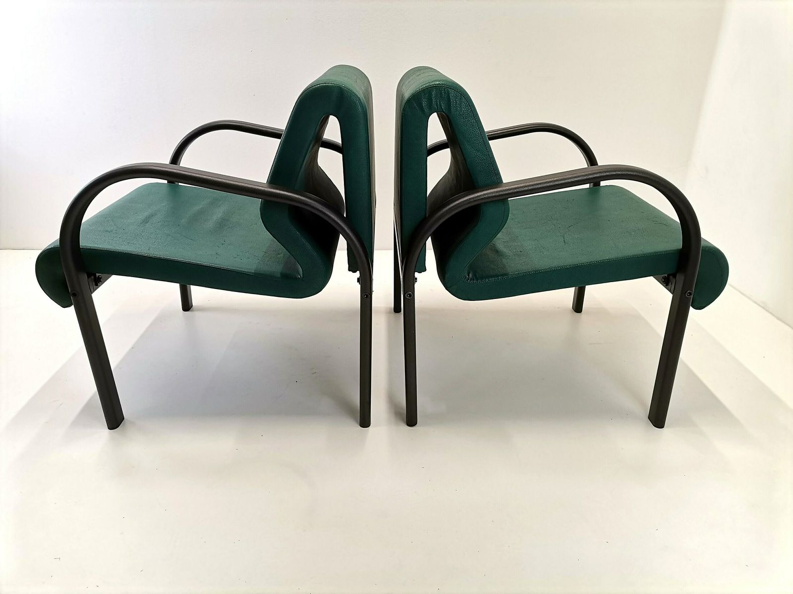 Vintage Z Shape Lounge Chairs / Modern Office Lounge Chair / 80s 90s Italian Design photo Furniture