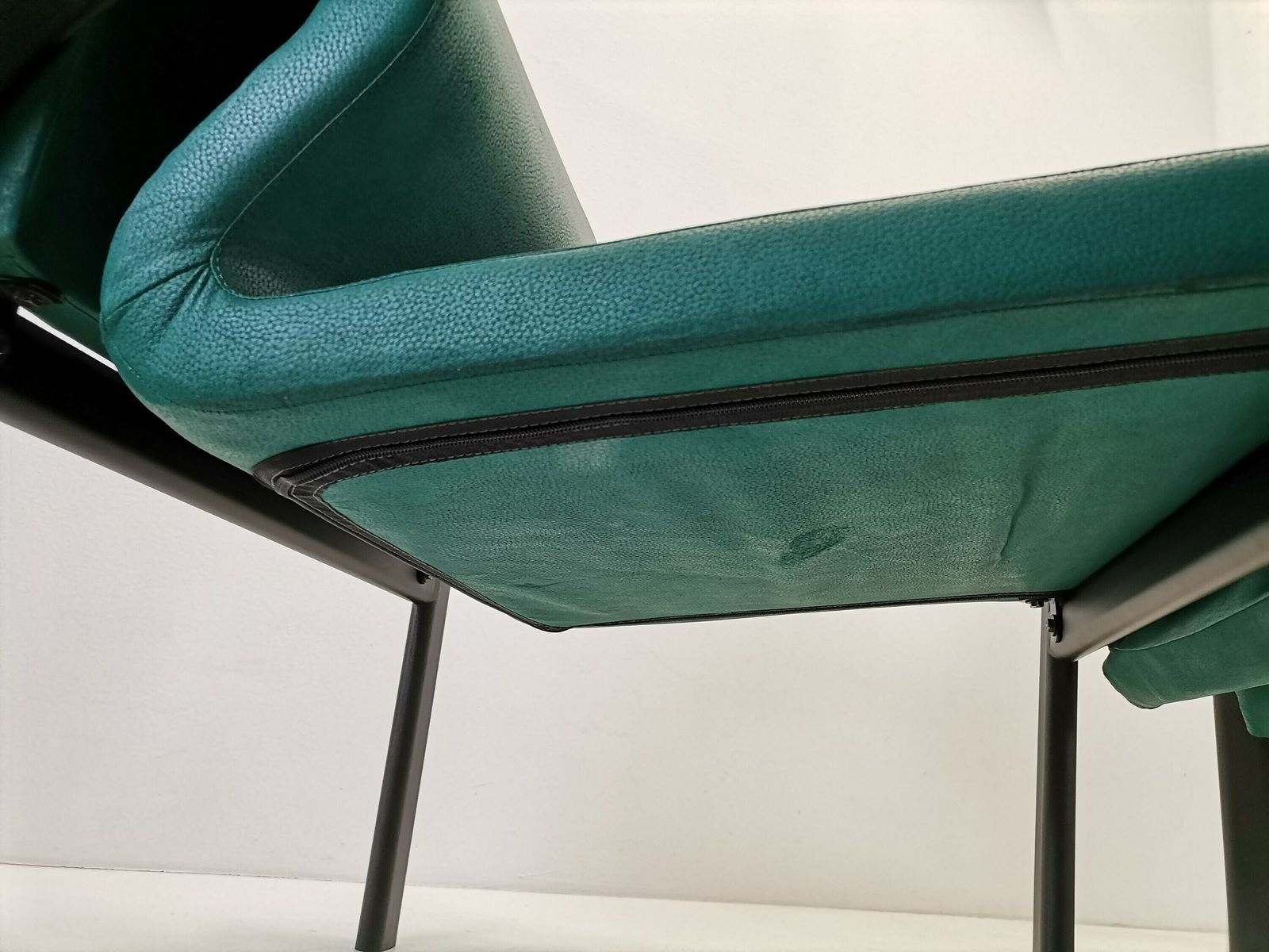 Vintage Z Shape Lounge Chairs / Modern Office Lounge Chair / 80s 90s Italian Design photo vintage