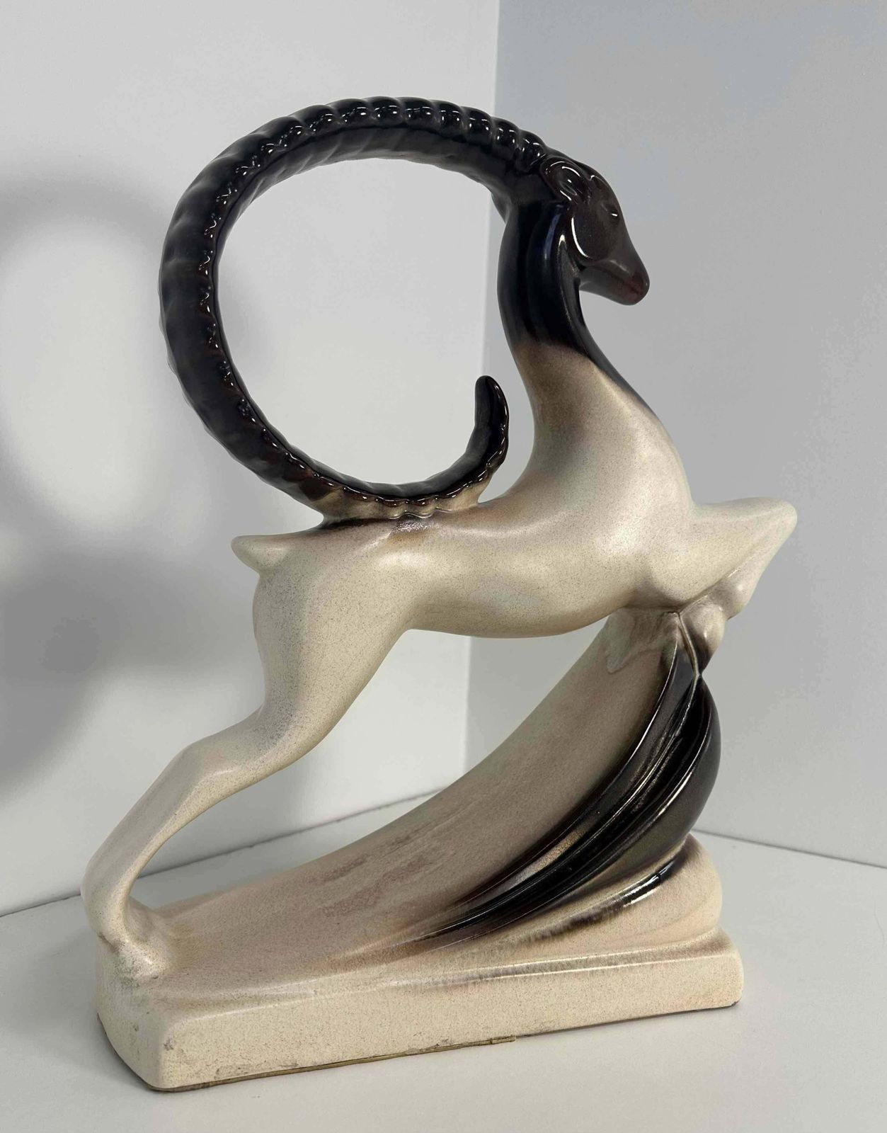 Large Art Deco Style Brown And White Royal Haeger Ram Ceramic, 1960s photo vinterior
