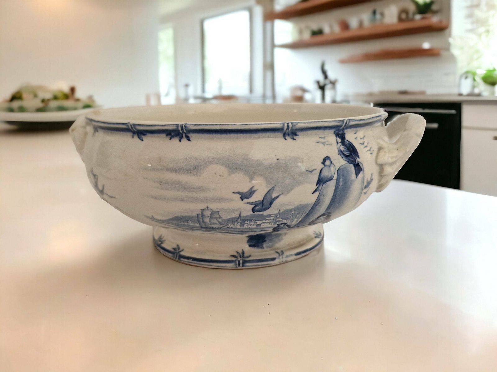 Antique French Blue Transferware Soup Tureen By Gien In Vol D'oiseaux Pattern, 19th Century Ceramic Serving Dish photo Home Decor