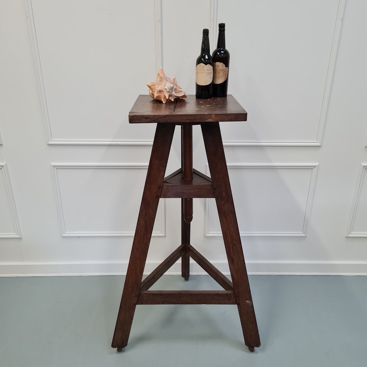 Beautiful Antique French Sculptor Stand Free Delivery Eng/Wales
