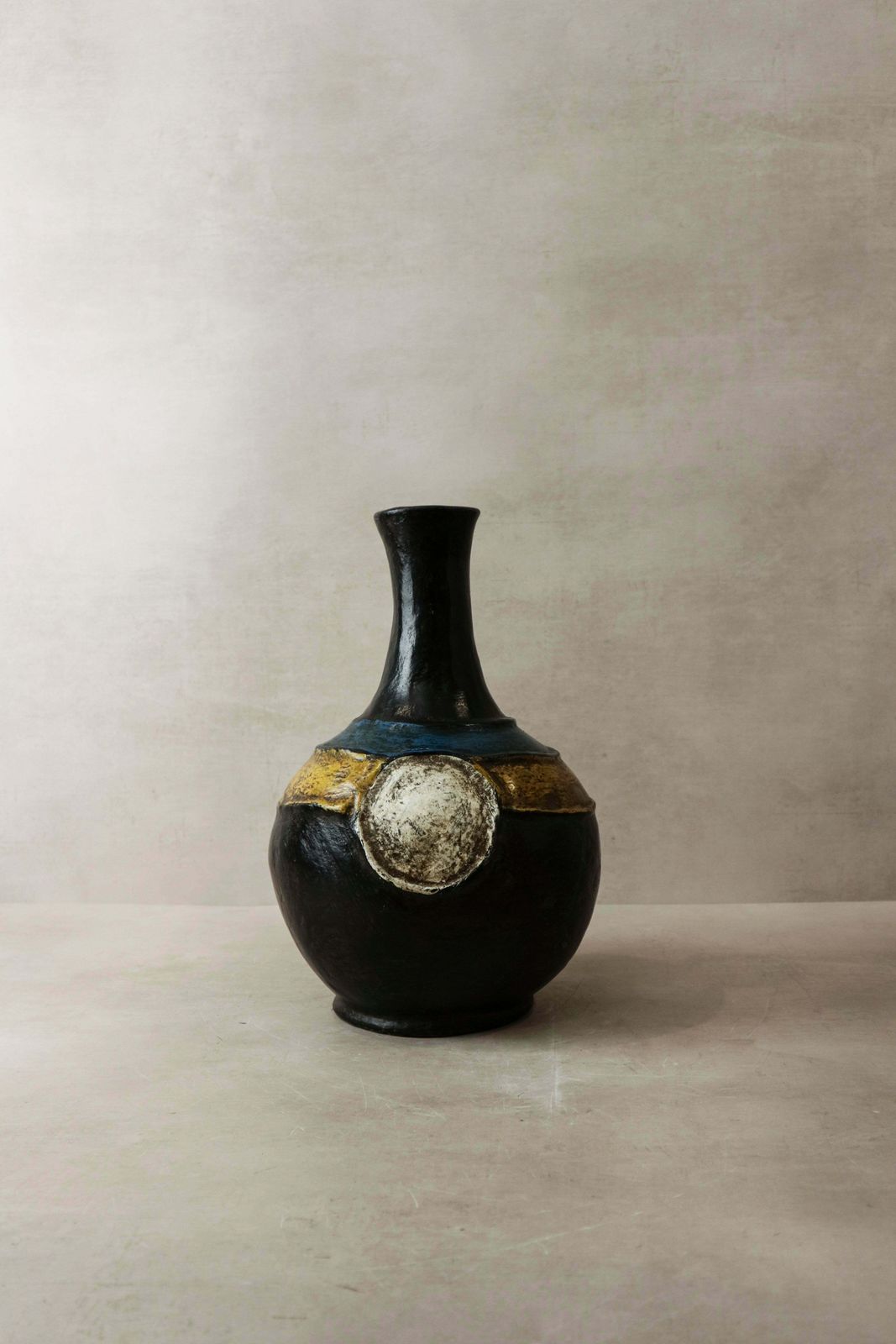 Mangbetu Clay Vase, Tanzania   41.1