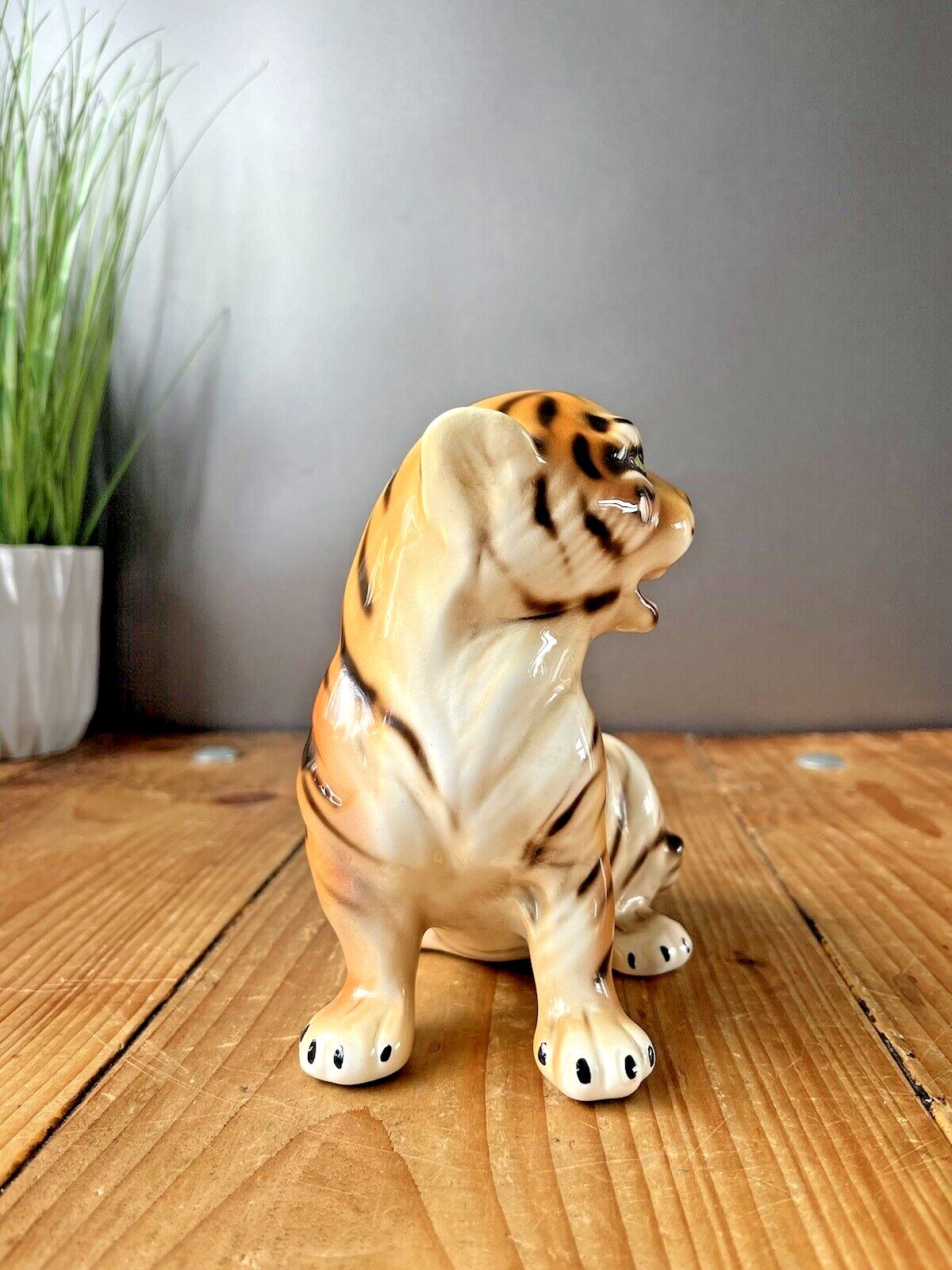 Mid Century 50s Italian Bassano Ceramics Hollywood Glam Tiger Cub Ornament Italy photo 120.0