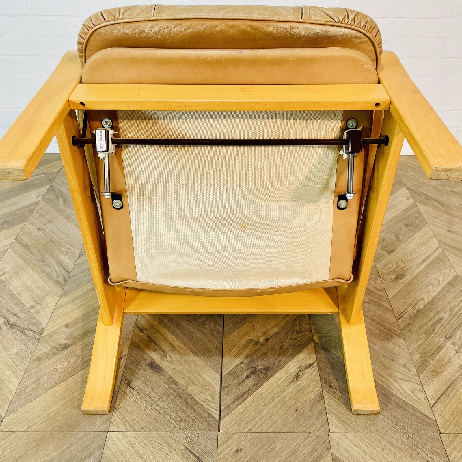 Mid Century Leather Lounge Armchair By Skoghaug Industries, 1970s photo Furniture