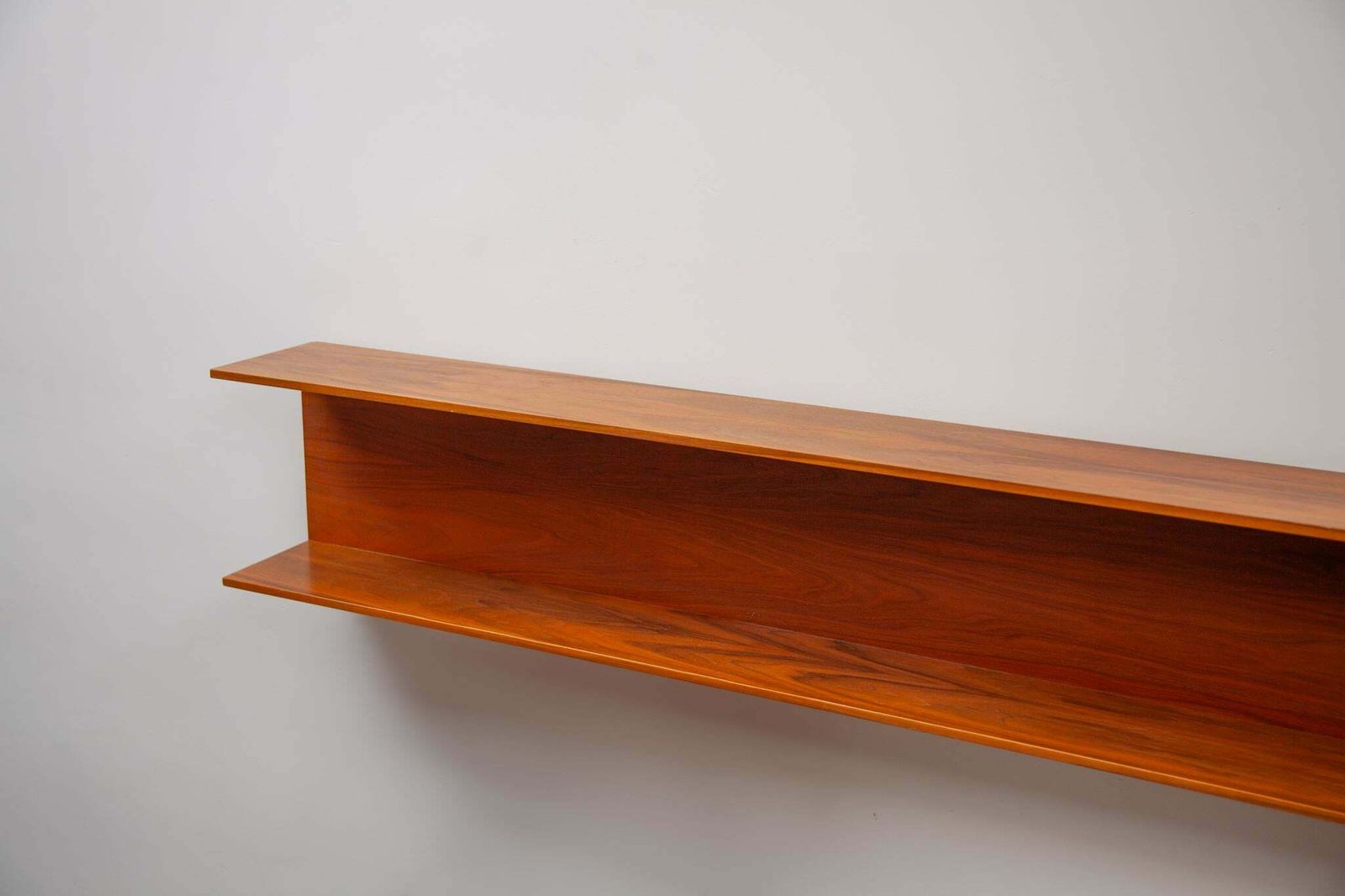 Large Floating Teak Wall Mounted Shelf By Walter Wirtz For Wilhelm Renz, 1960s photo vinterior