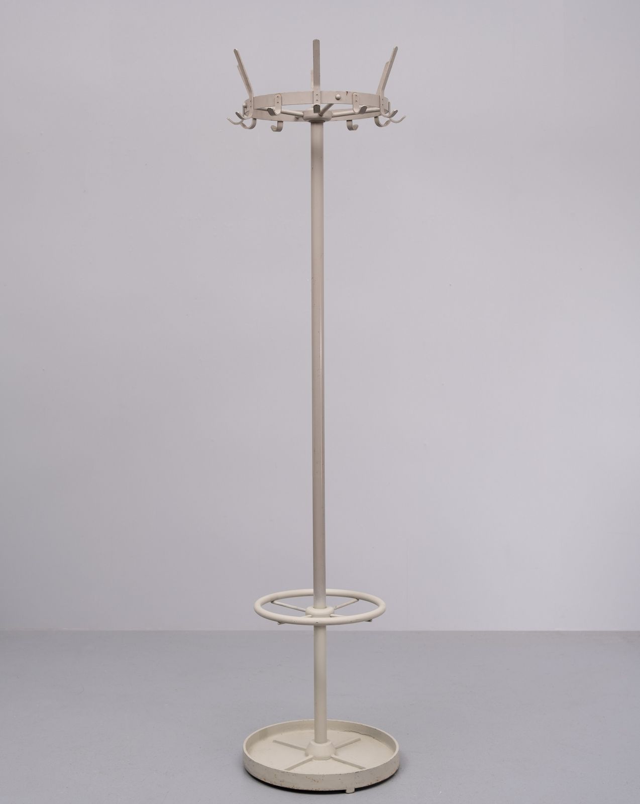 Industrial Coat Stand By Friso Kramer For Ahrend De Cirkel, 1960s photo vinterior