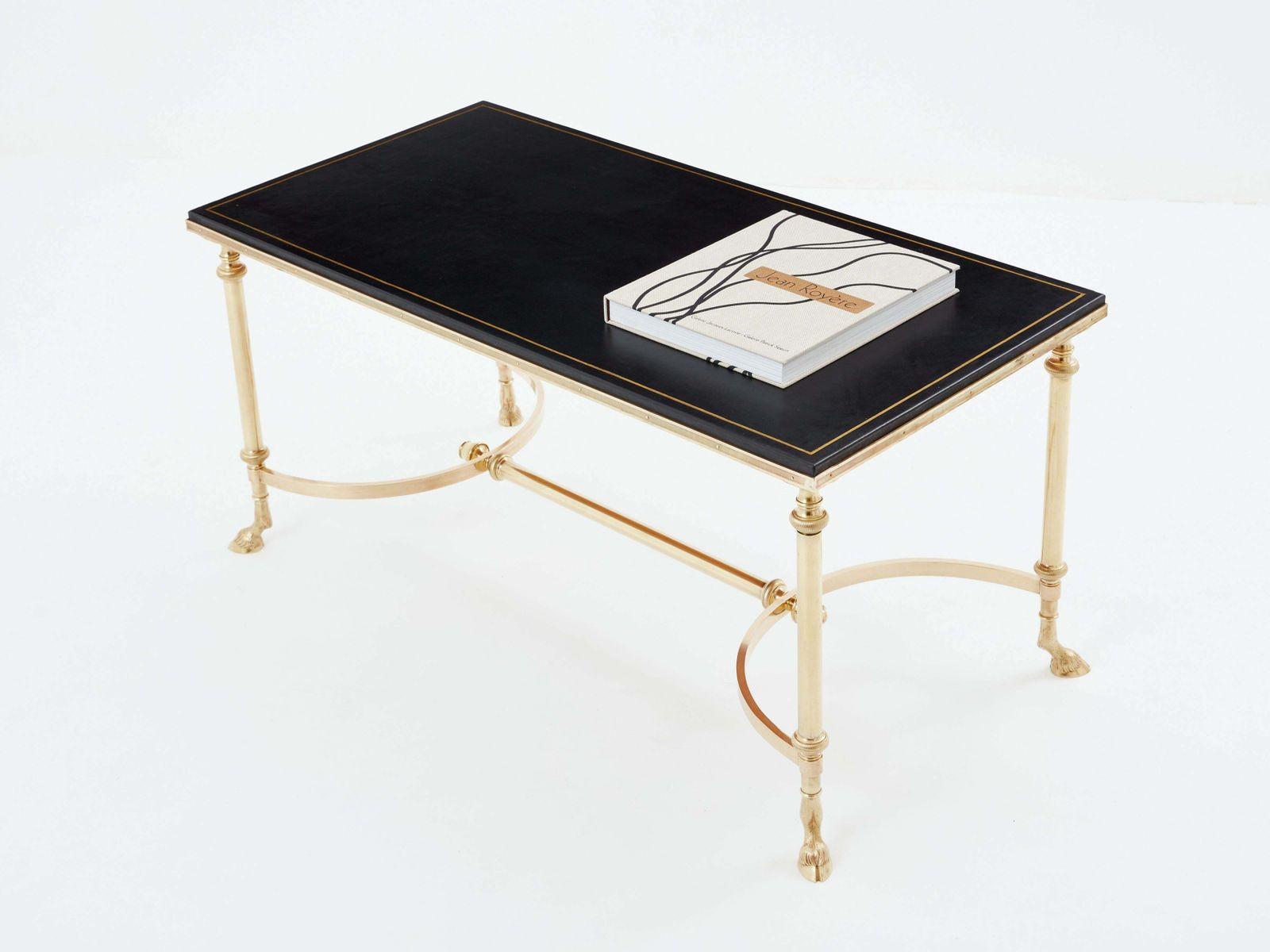 Table basse Maison Charles en laiton massif et cuir noir, années 1970 photo for sale