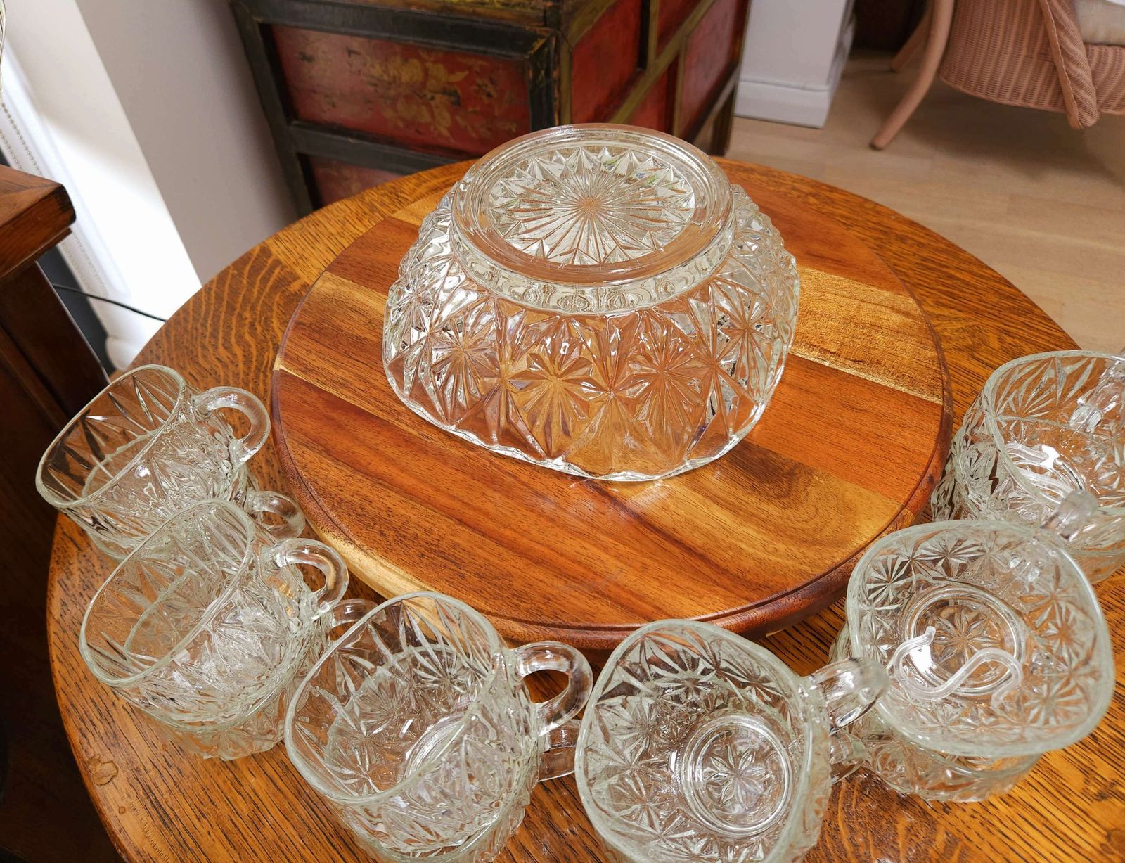 photo furniture Exceptional 1950s American 27 Piece Crystal Glass Punch Set By Williamsport, USA