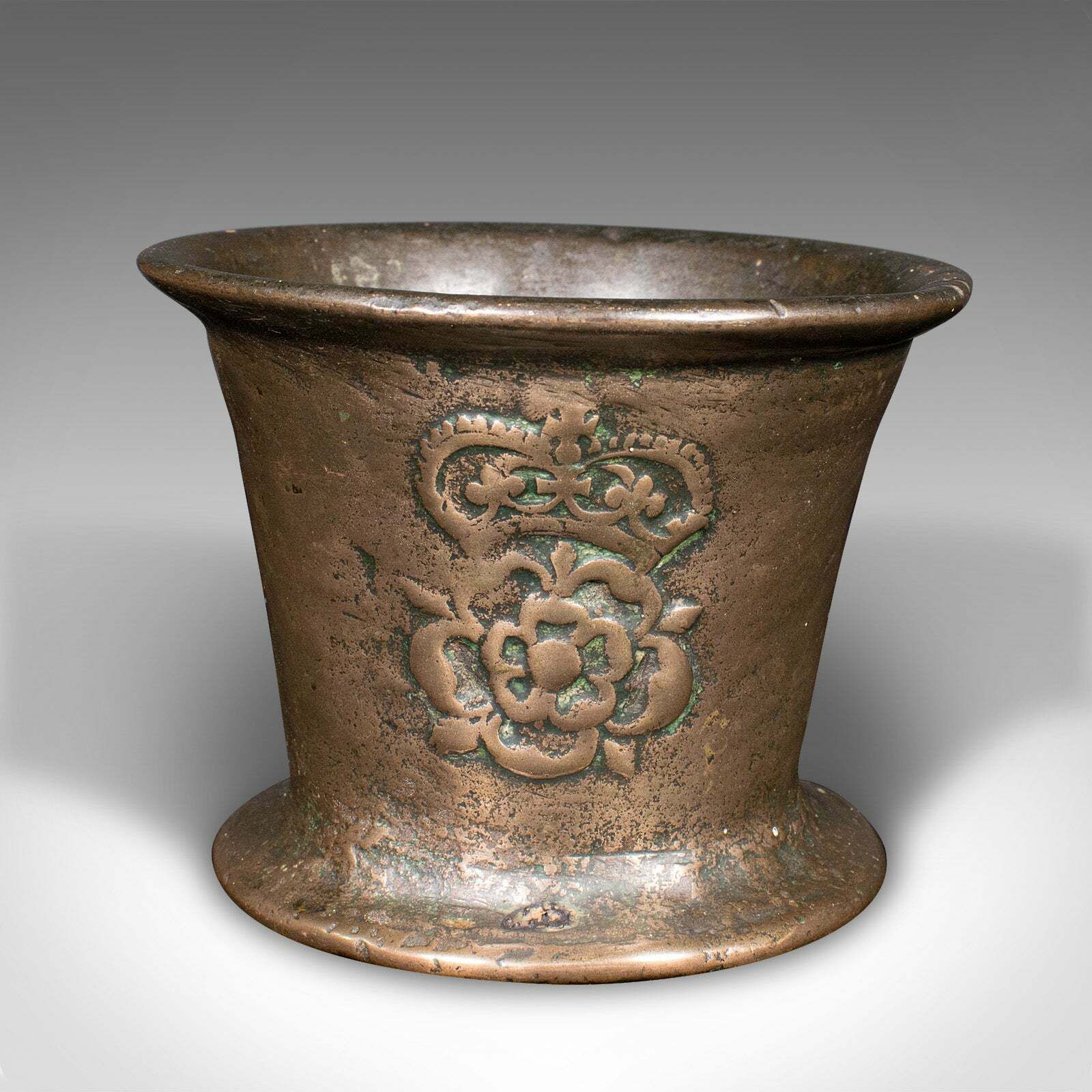 Antique Tudor Rose Mortar And Pestle, English, Bronze, Apothecary, 17th Century photo for sale