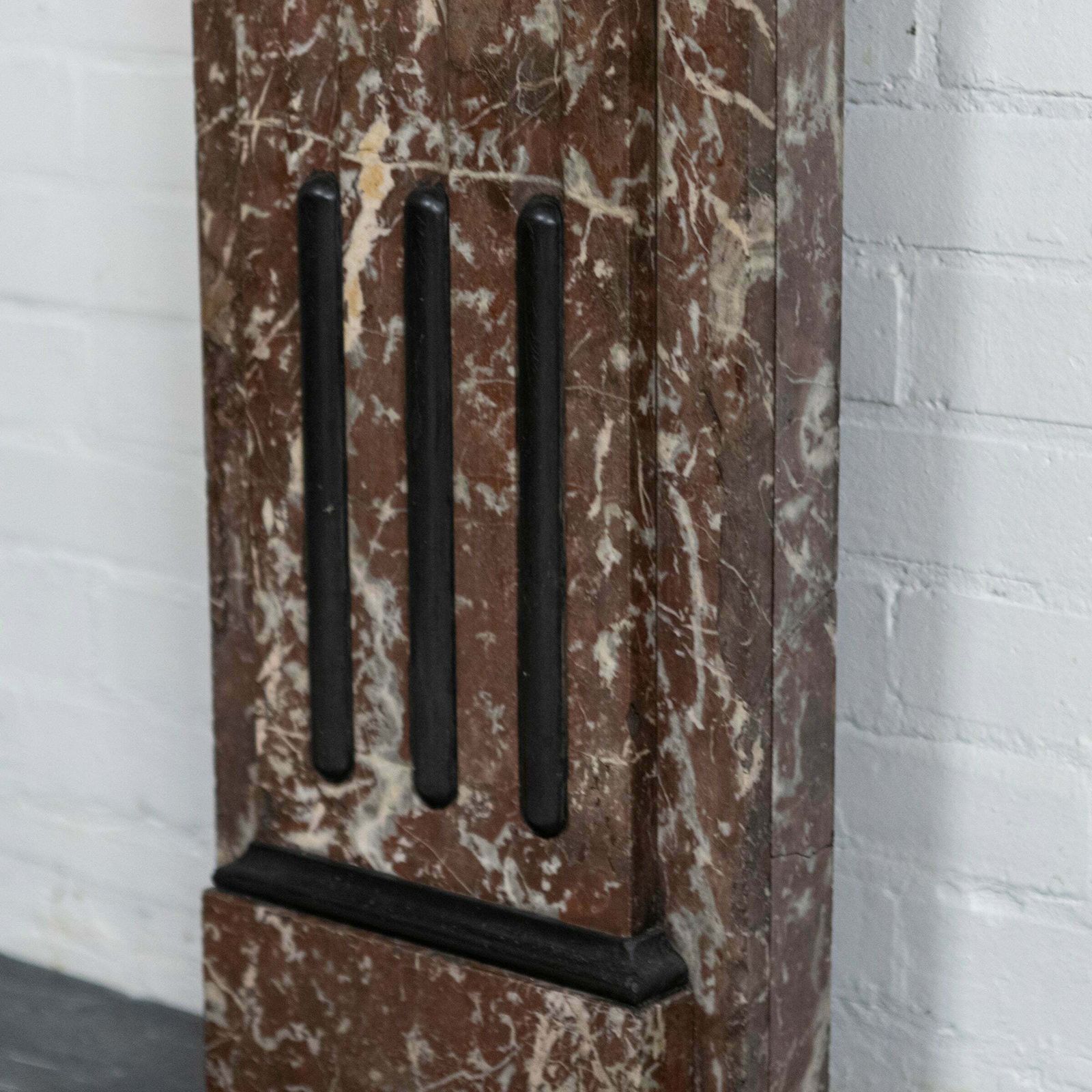 photo vinterior Large Antique Rouge Royal Red Marble Fireplace Surround