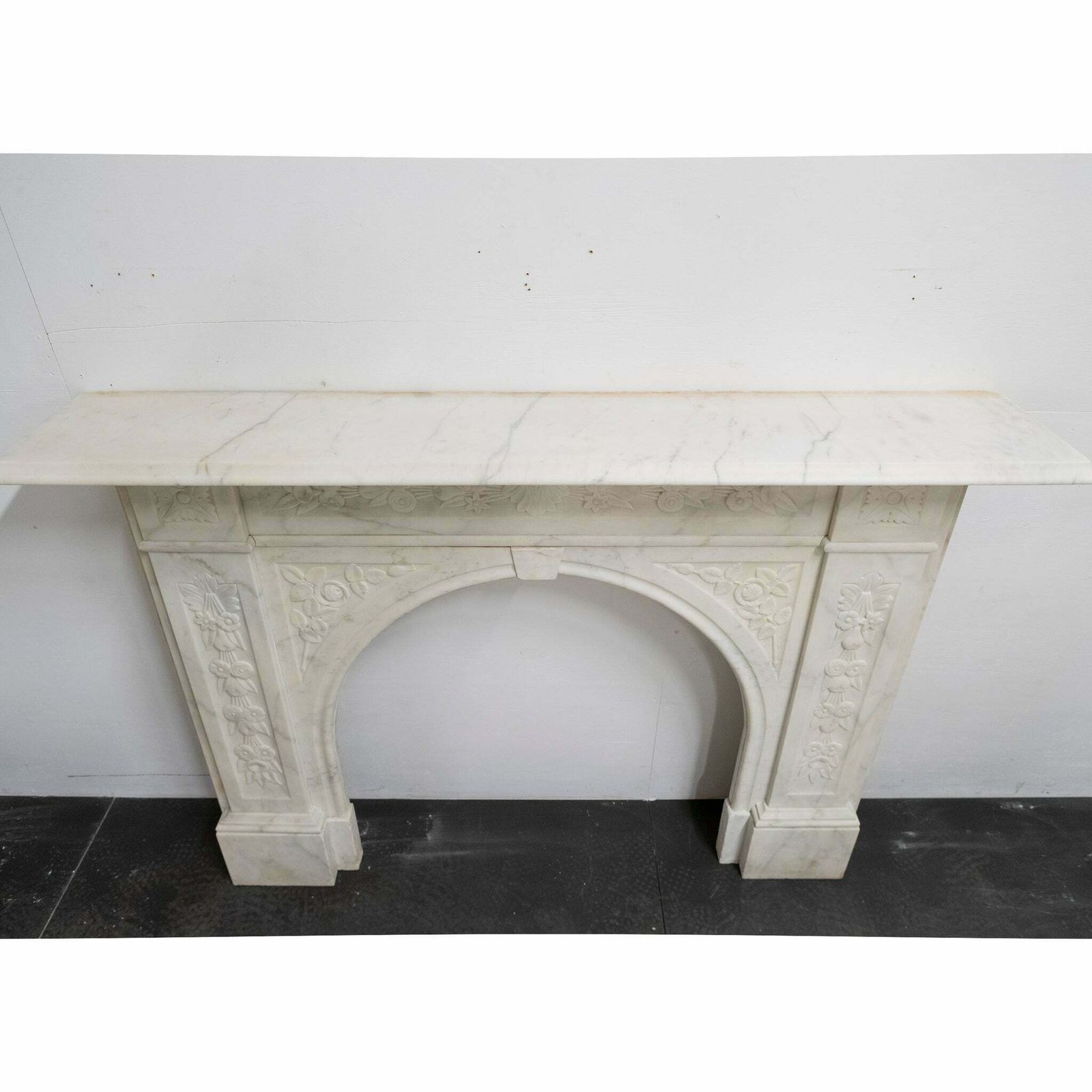 7500.0 Antique Victorian Carved Statuary Marble Arched Chimneypiece photo