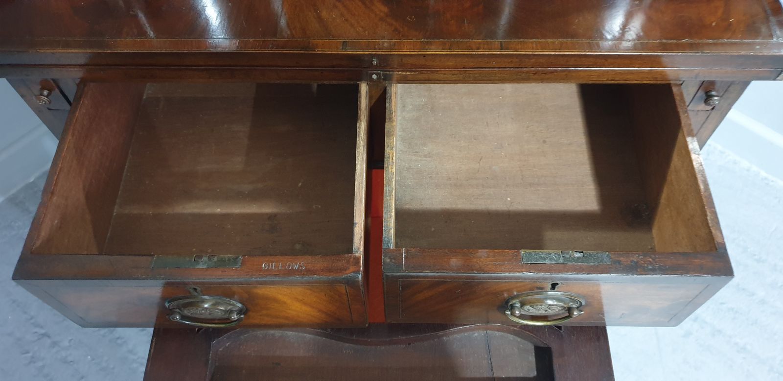 photo vinterior Ladies Georgian Mahogany Desk By 'Gillows'