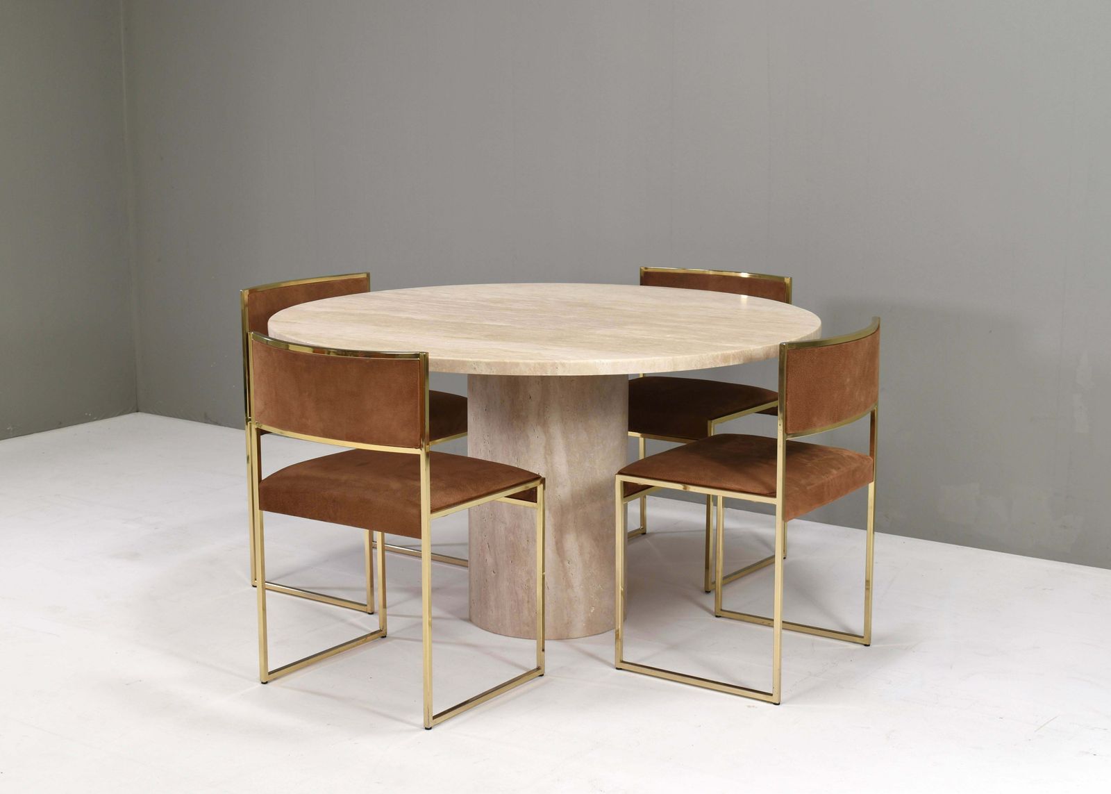 Exquisite Round Travertine Dining Table In The Manor Of Up& Up / Kelly Wearstler photo vinterior