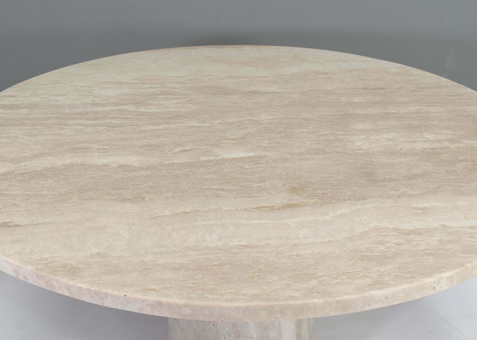 photo buy Exquisite Round Travertine Dining Table In The Manor Of Up& Up / Kelly Wearstler