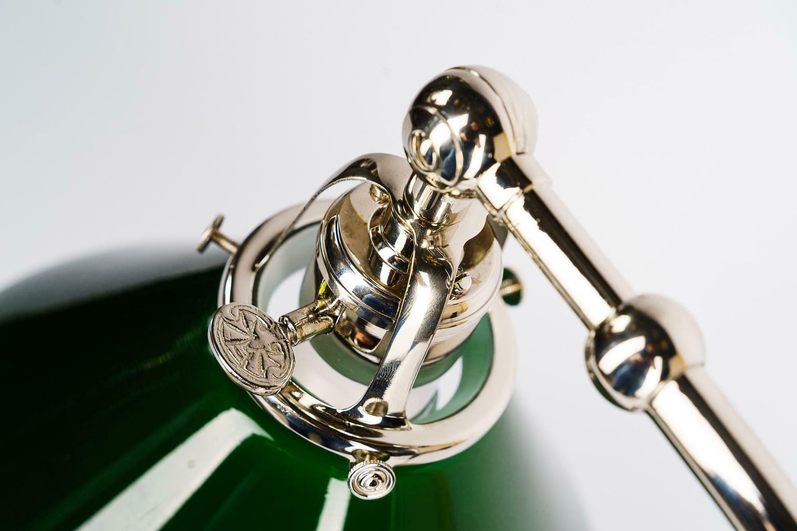 828.0 Swivelling Nickel Plated Art Deco Table Lamp With Green Glass Shade Vienna 1920s photo