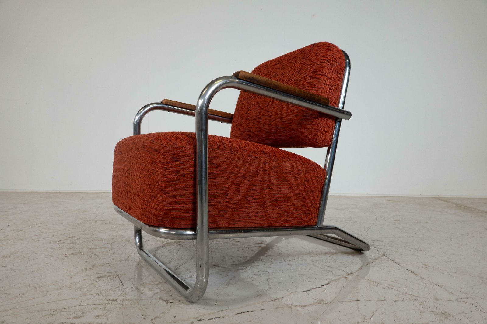 Pair Of Bauhaus Armchairs, Hynek Gottwald   1930s photo vinterior