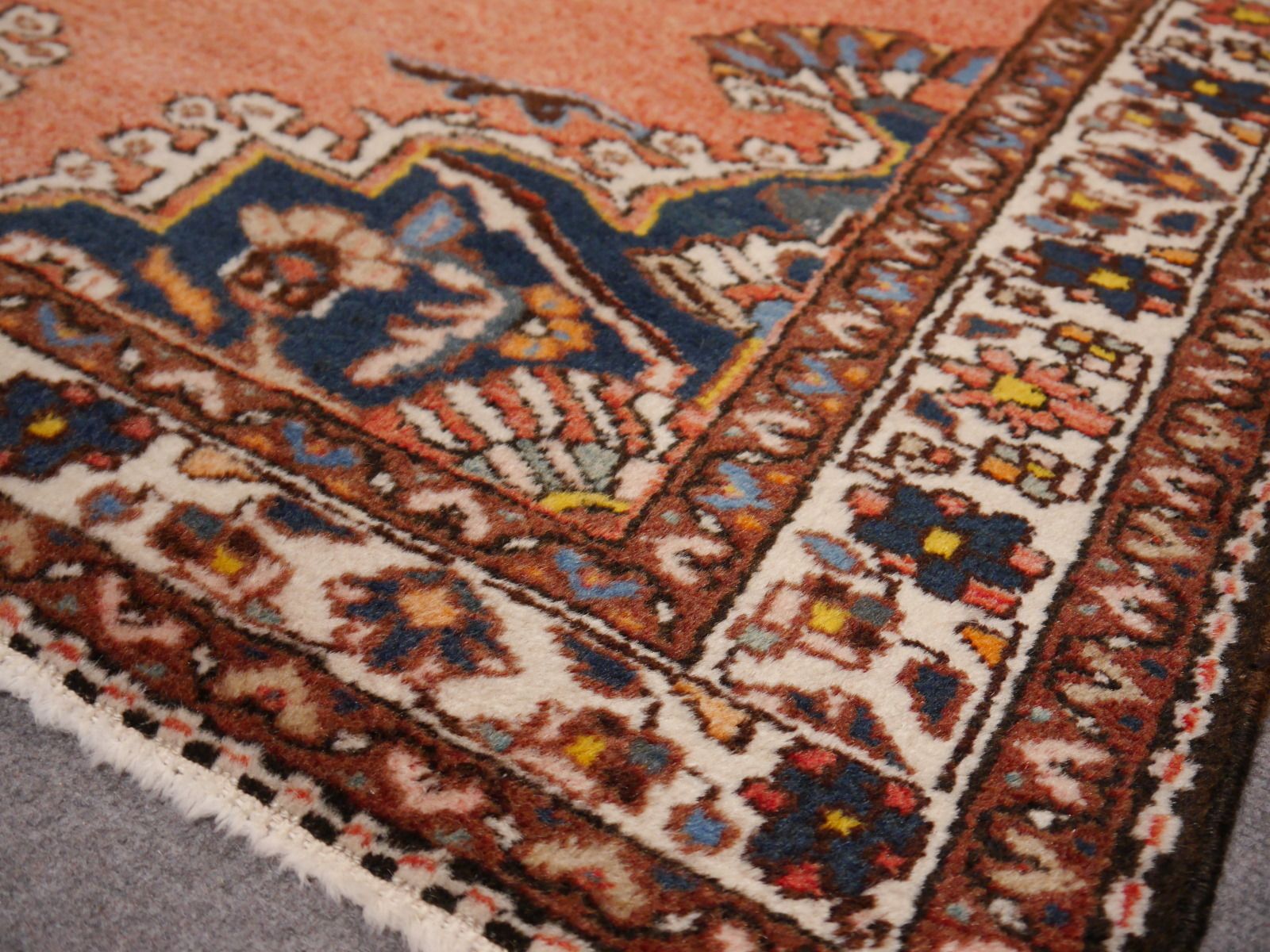 Vintage Tafresh Rug Hand Knotted Wool 5 X 3.5 Ft 150 X 104 Cm photo vintage