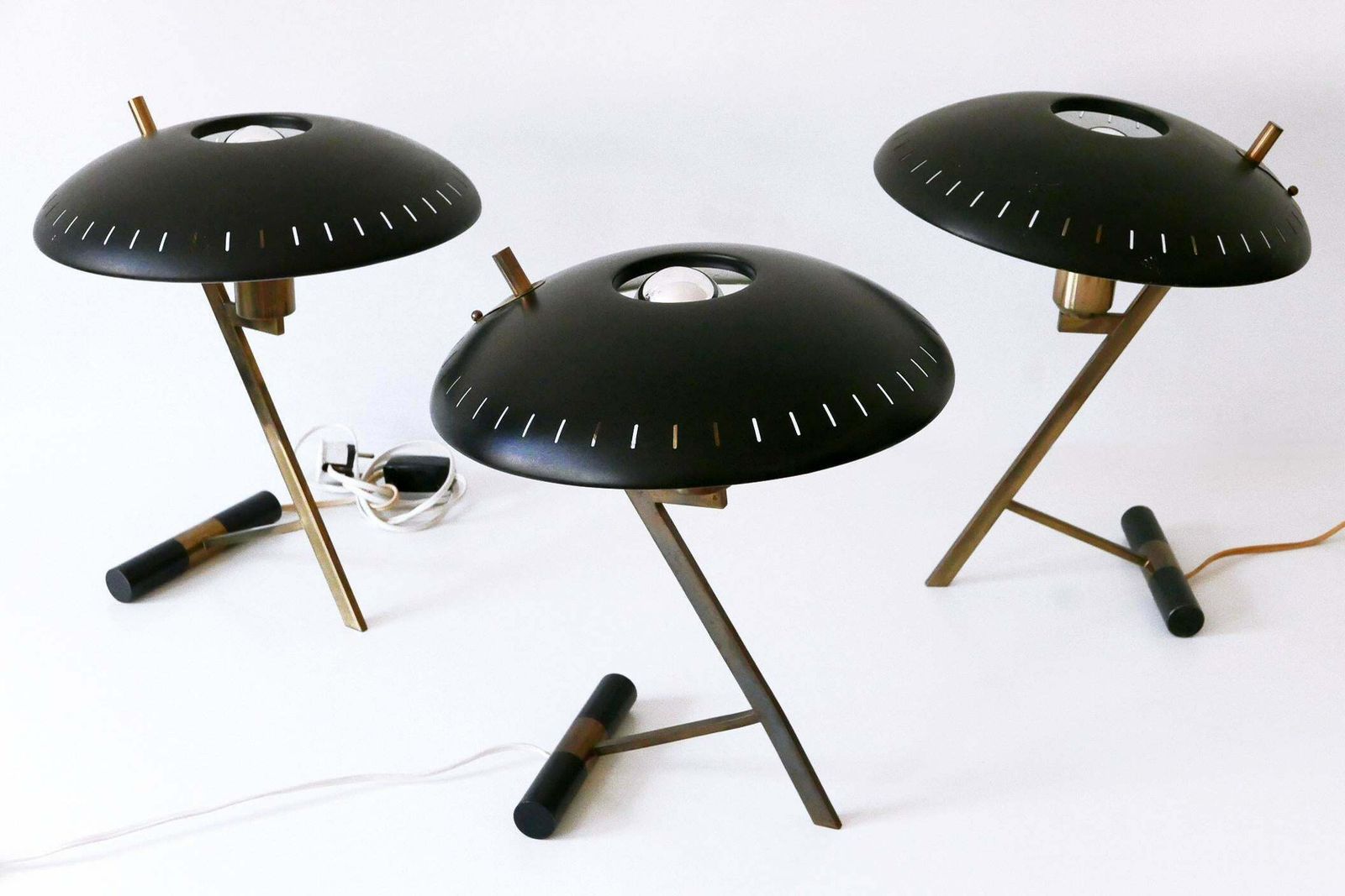 Elegant Mid Century "Decora" Or Z Table Lamp By Louis Kalff For Philips 1950s photo for sale