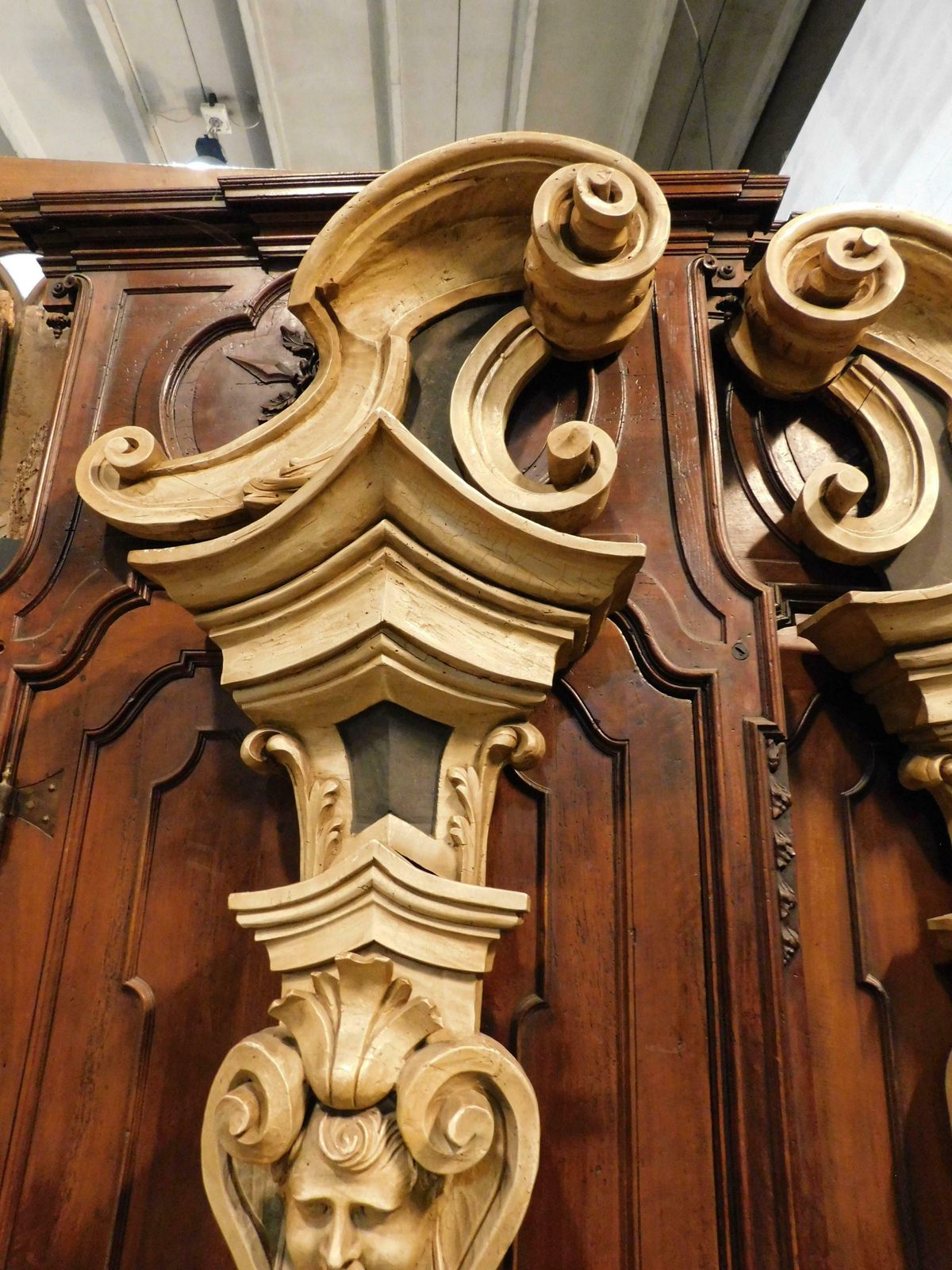 Pair Of Carved Column Pilasters, Richly Carved And Lacquered, Italy photo vinterior