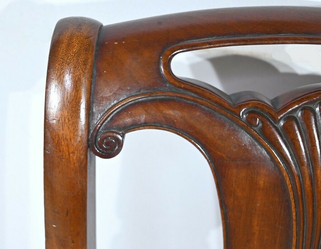 1630.0 Suite Of 5 Cuban Mahogany Chairs, Restoration Period – Early 19th Century photo