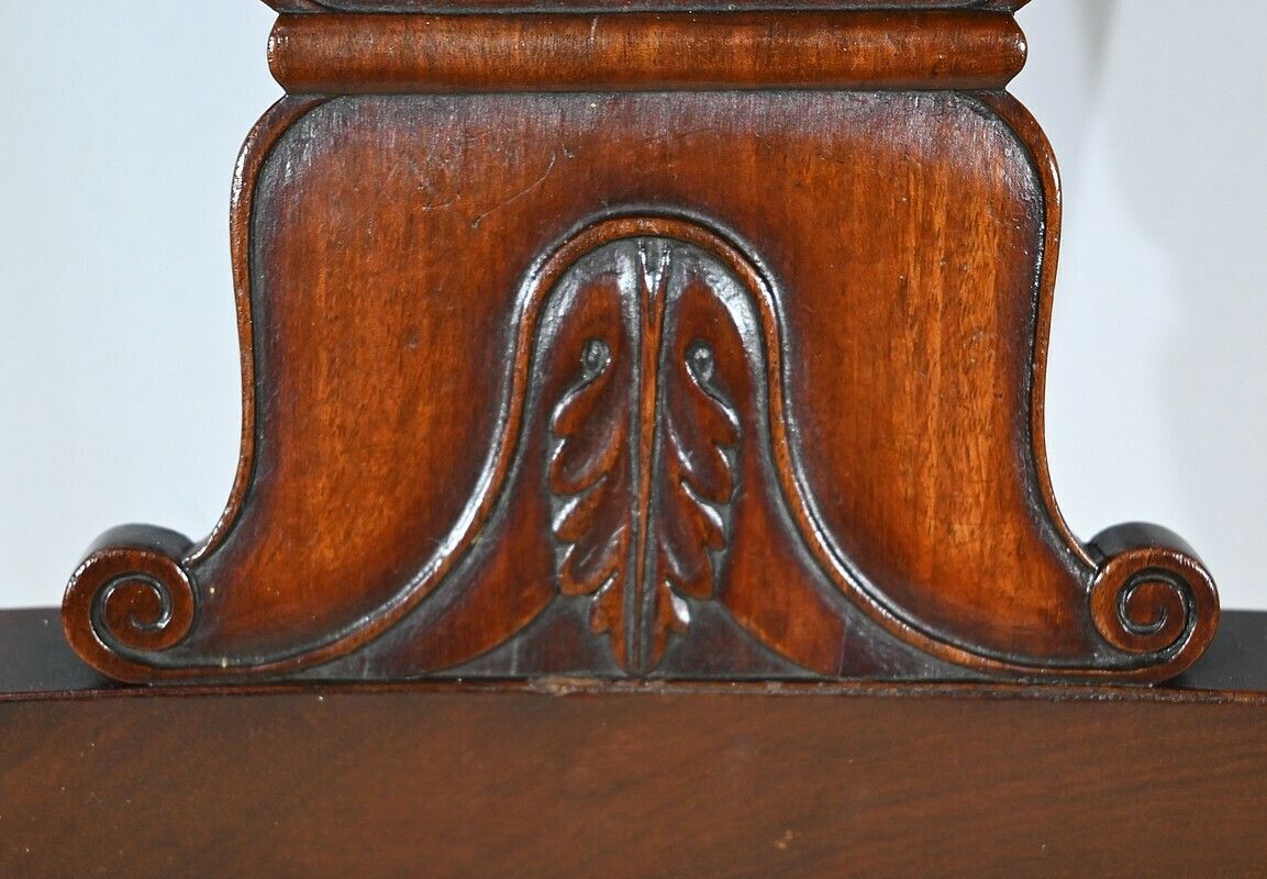 photo buy Suite Of 5 Cuban Mahogany Chairs, Restoration Period – Early 19th Century