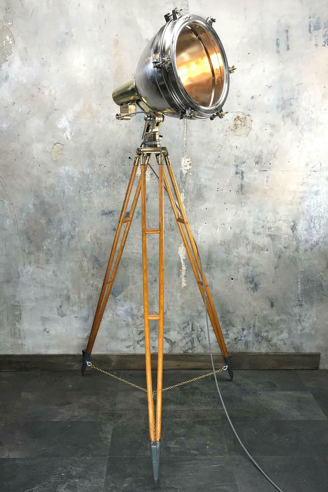 photo vinterior 1970s Japanese Industrial Brass, Bronze And Stainless Steel Search Light Tripod