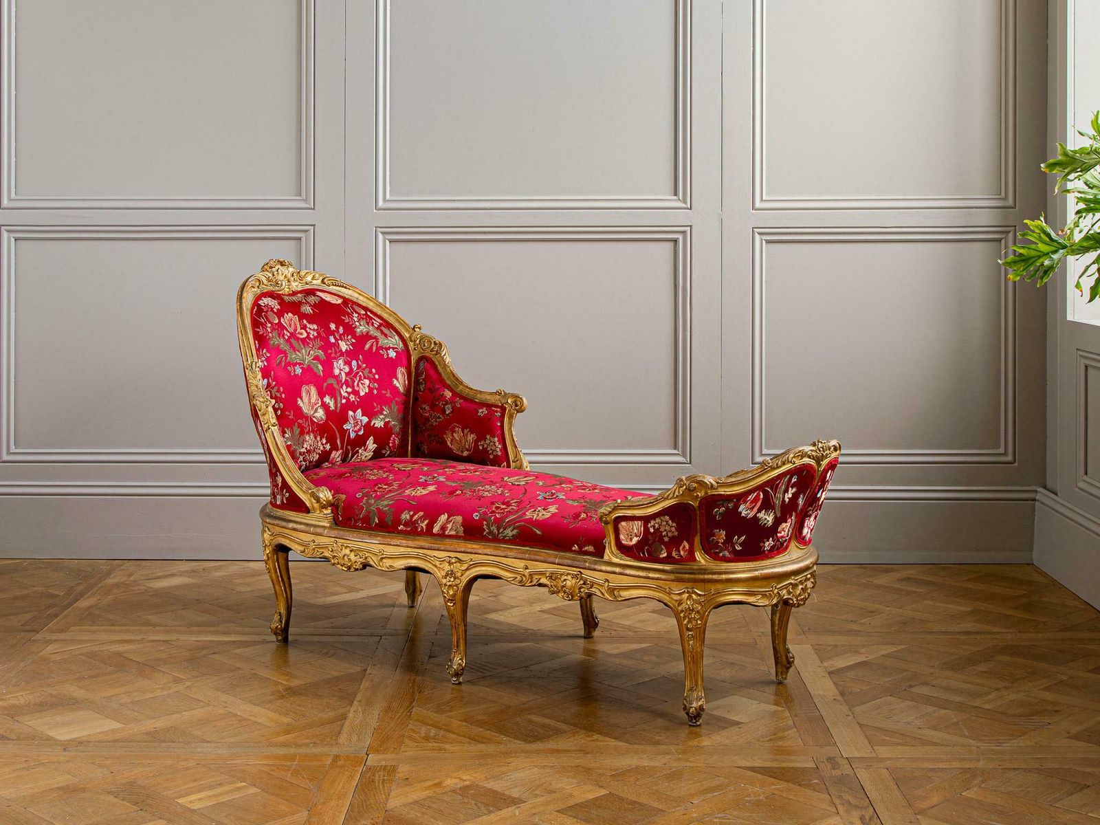Circa 1880 Italian Giltwood Lxv Style Chaise Longue photo 5425.0