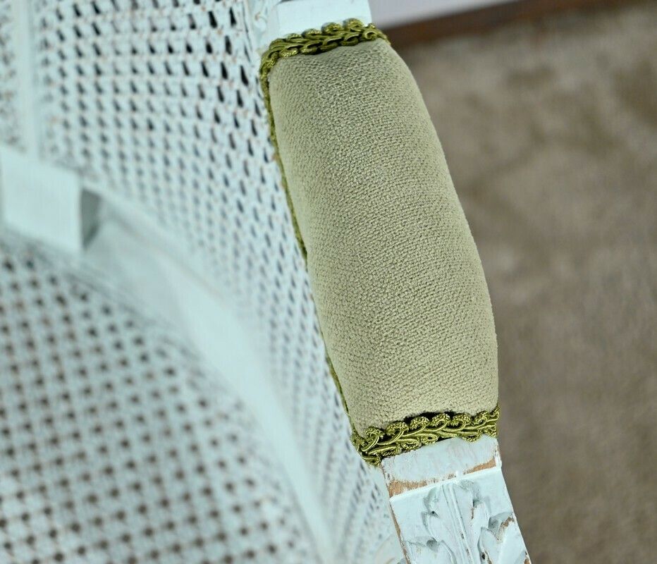 photo vinterior Broken Duchess In Rechampie Beech, Louis XVI Style – 2nd Part 19th
