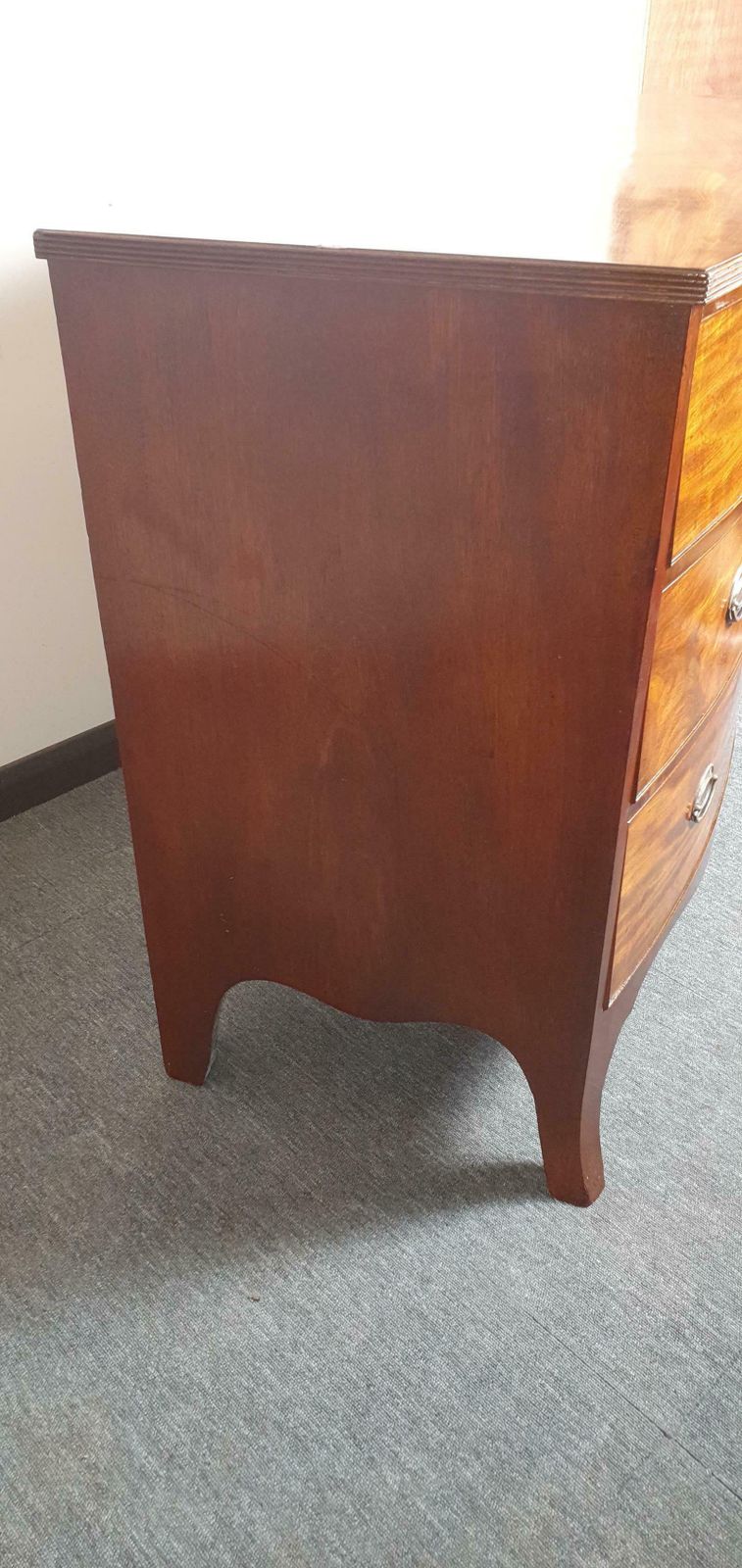Georgian Mahogany Bow Front Chest Of Drawers On Splayed Feet photo Furniture