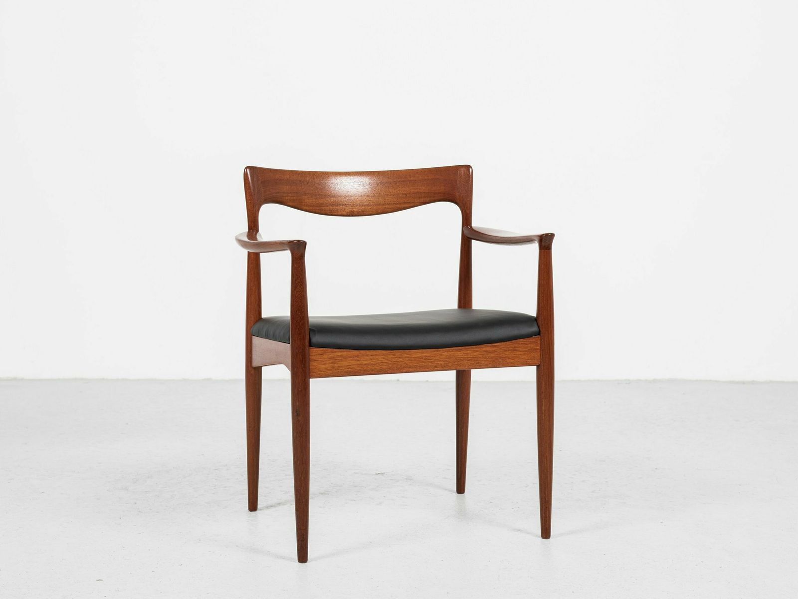 Midcentury Danish Chair With Armrests In Teak And New Skai By Arne Vodder For Vamo 1960s