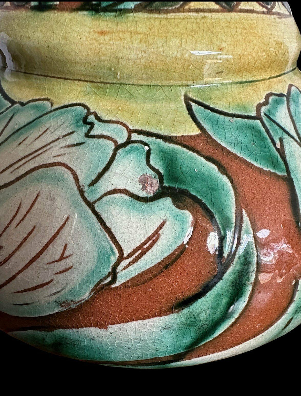 Della Robbia Vase, 1900s, Antique photo furniture