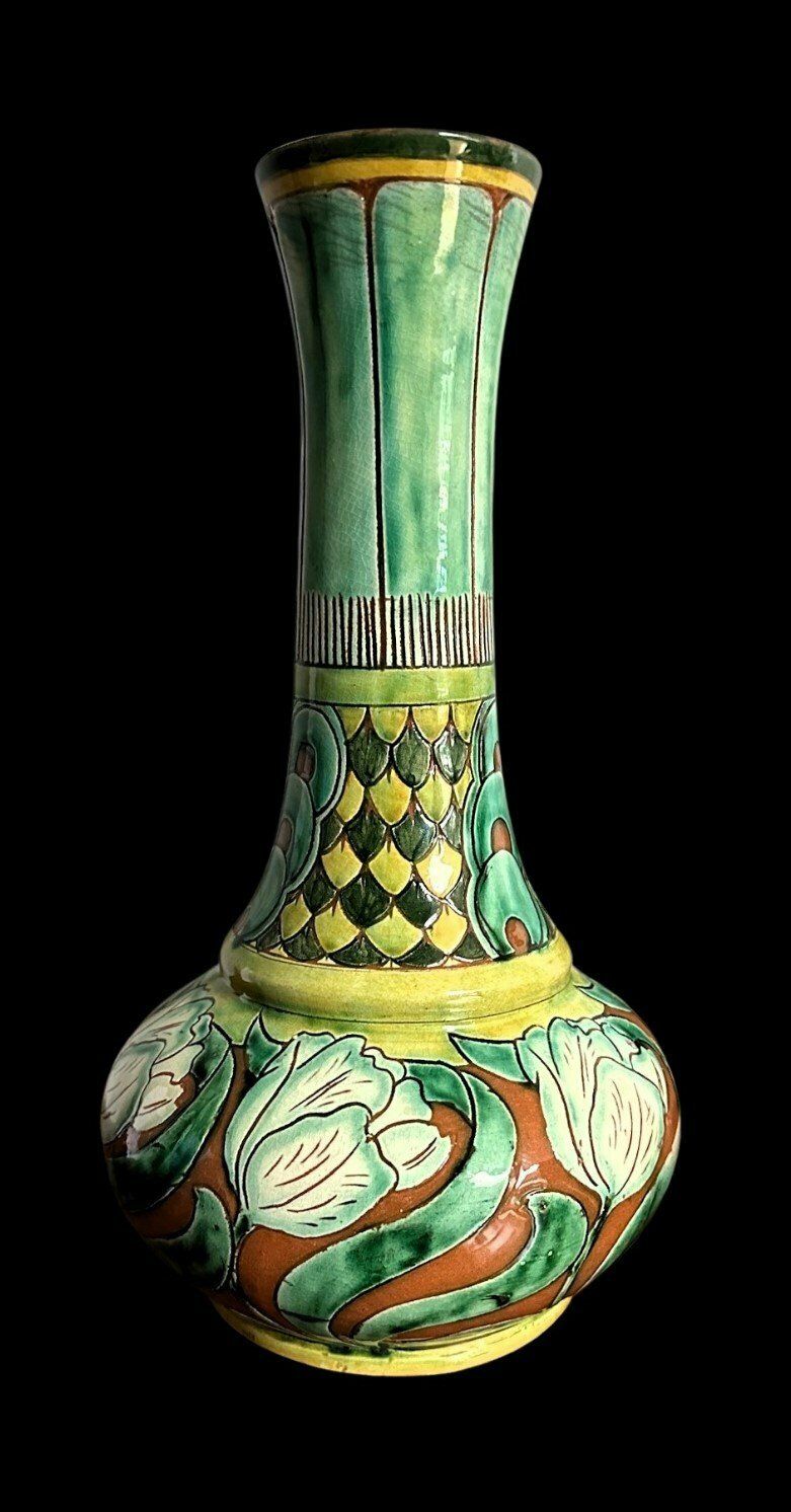 Della Robbia Vase, 1900s, Antique photo 1840.0