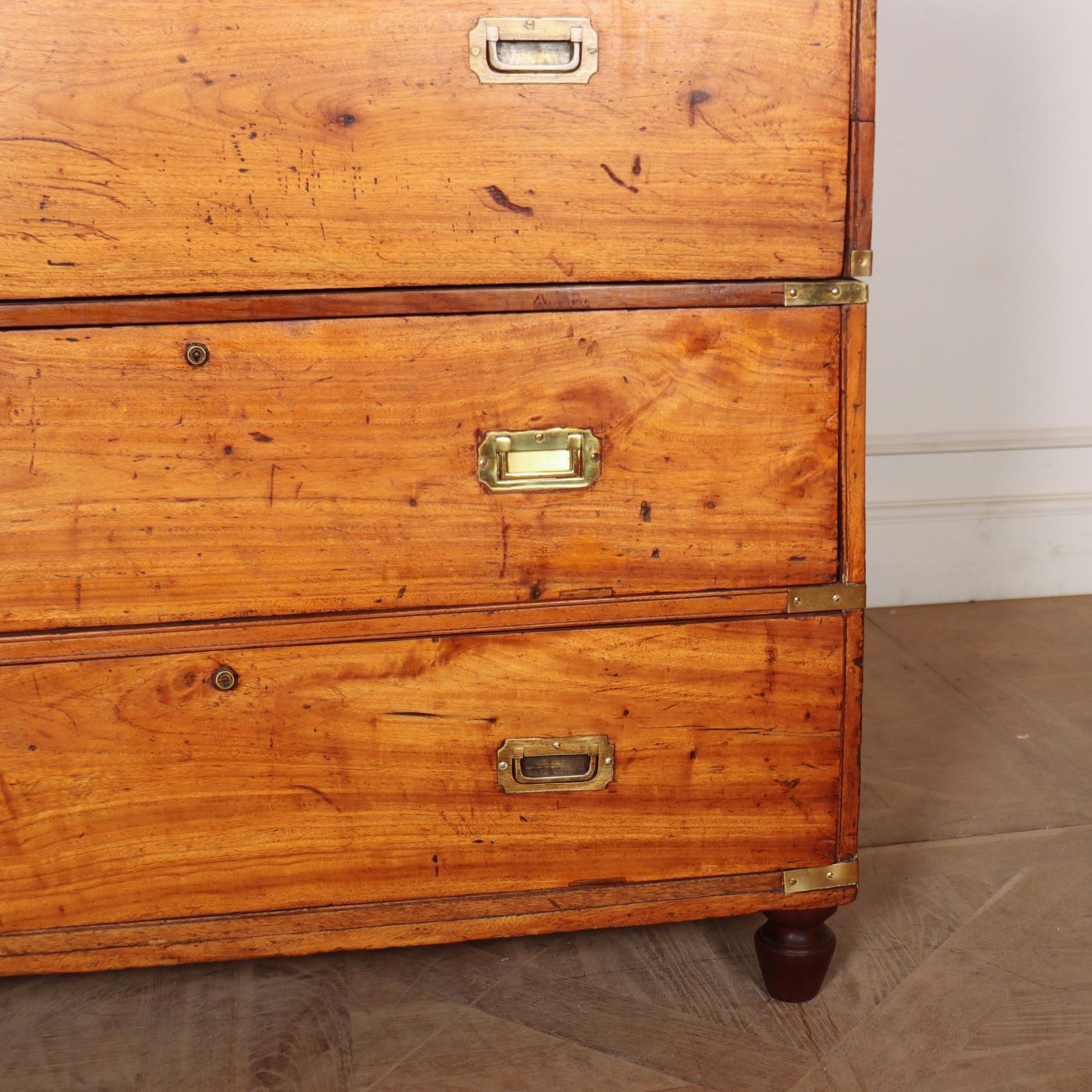 English Military Campaign Chest photo 3180.0