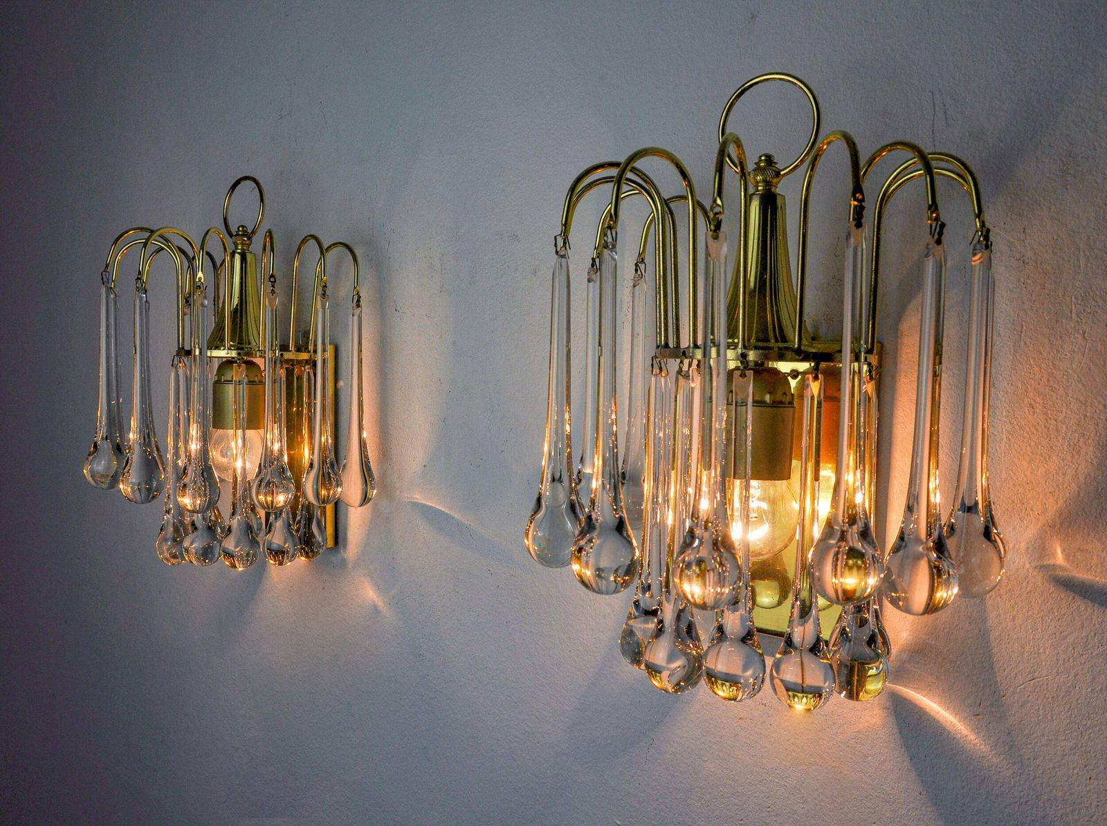 Pair Of Venini "Drops" Wall Lights, 2 Levels, Murano Glass, Italy, 1970 photo furniture
