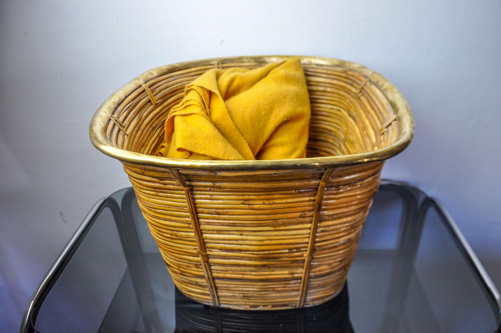 Xl Basket In Rattan And Brass, Italy, 1970, 44cm Diam photo vinterior