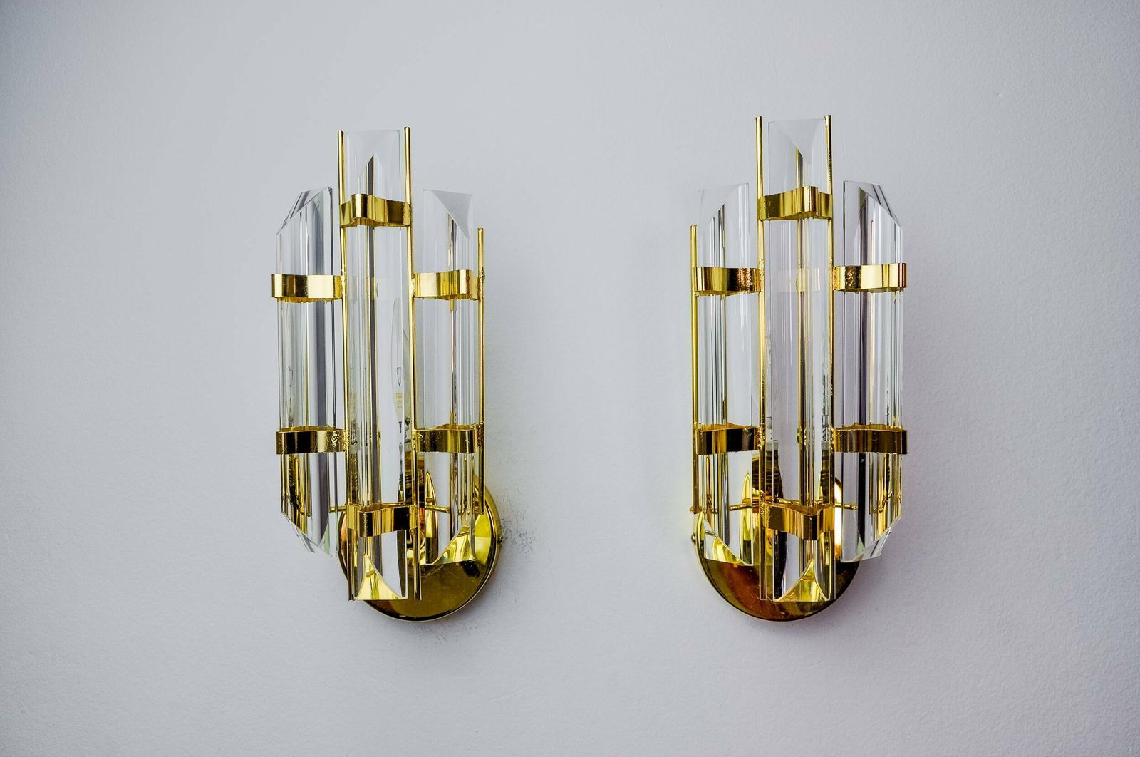 Pair Of Venini Wall Lights, Triedri Glass, Murano, Italy 1970 photo vintage